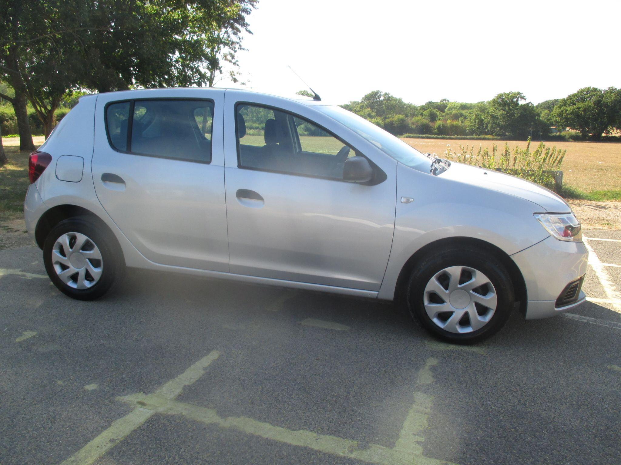 Dacia Sandero view 6