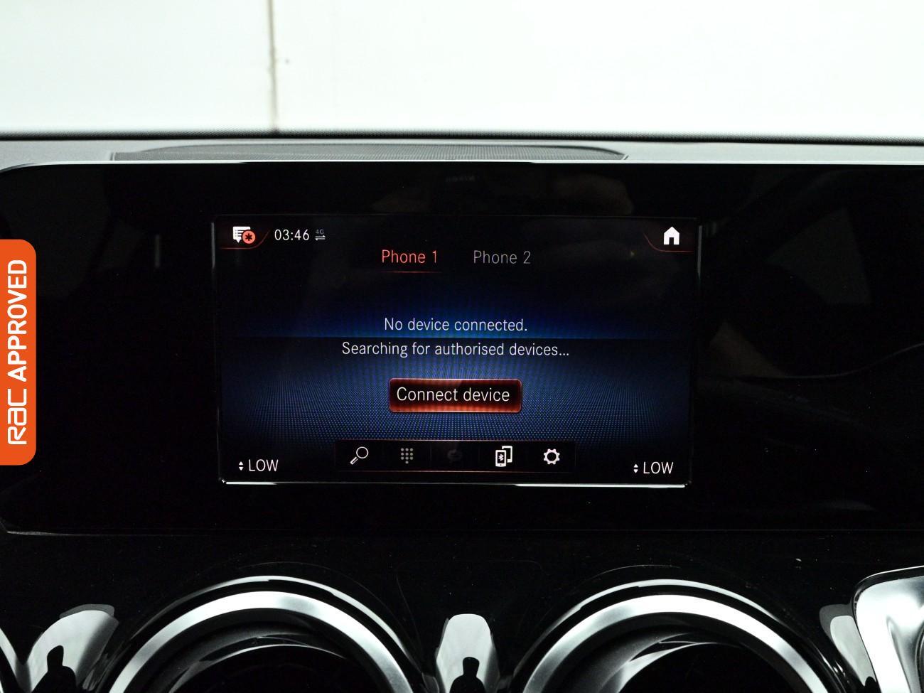 Mercedes-Benz GLB view 18