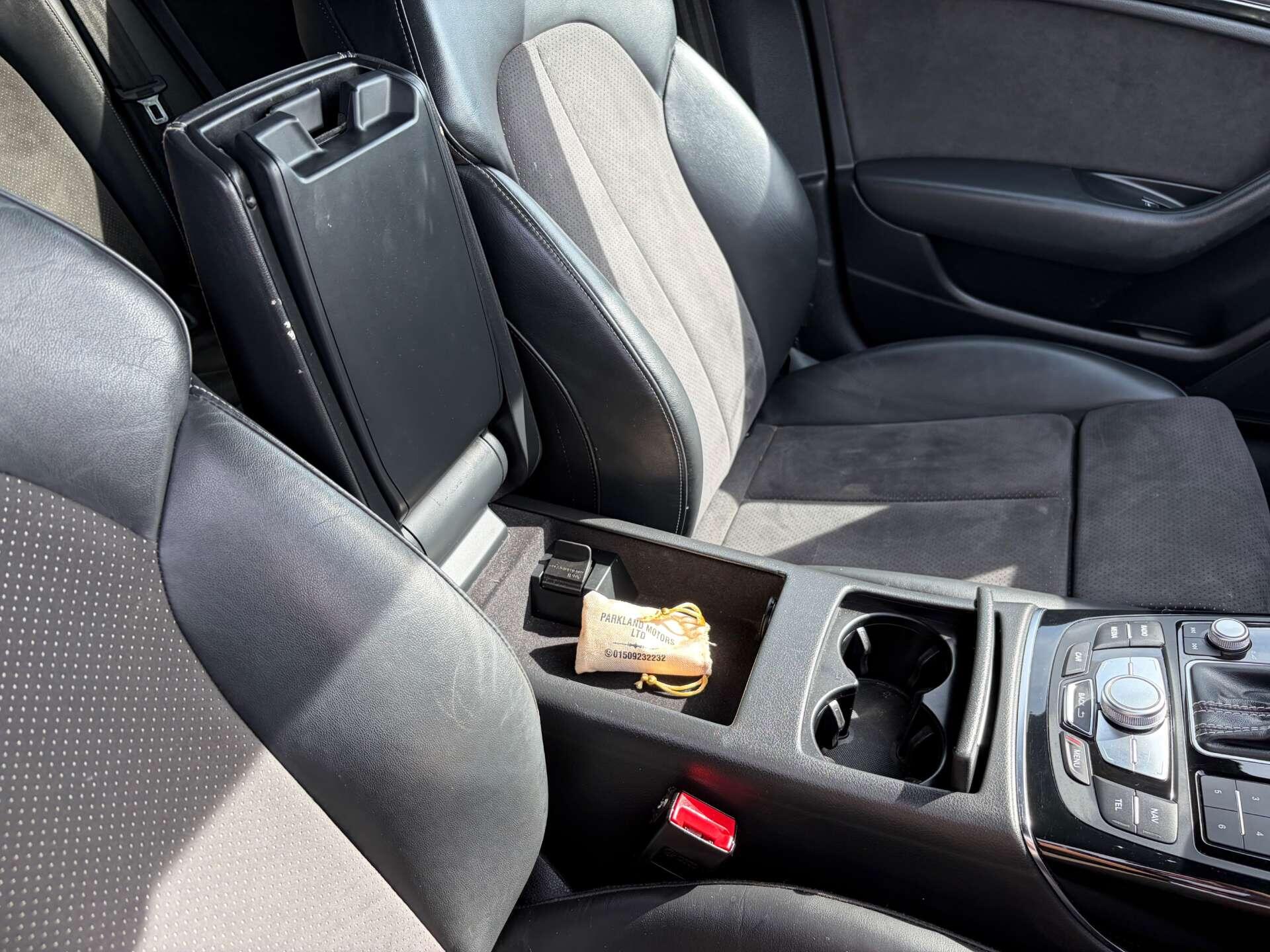 Audi A6 view 46