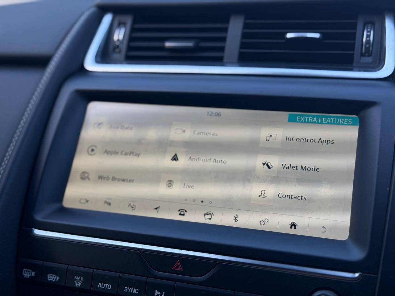 Jaguar E-Pace view 38