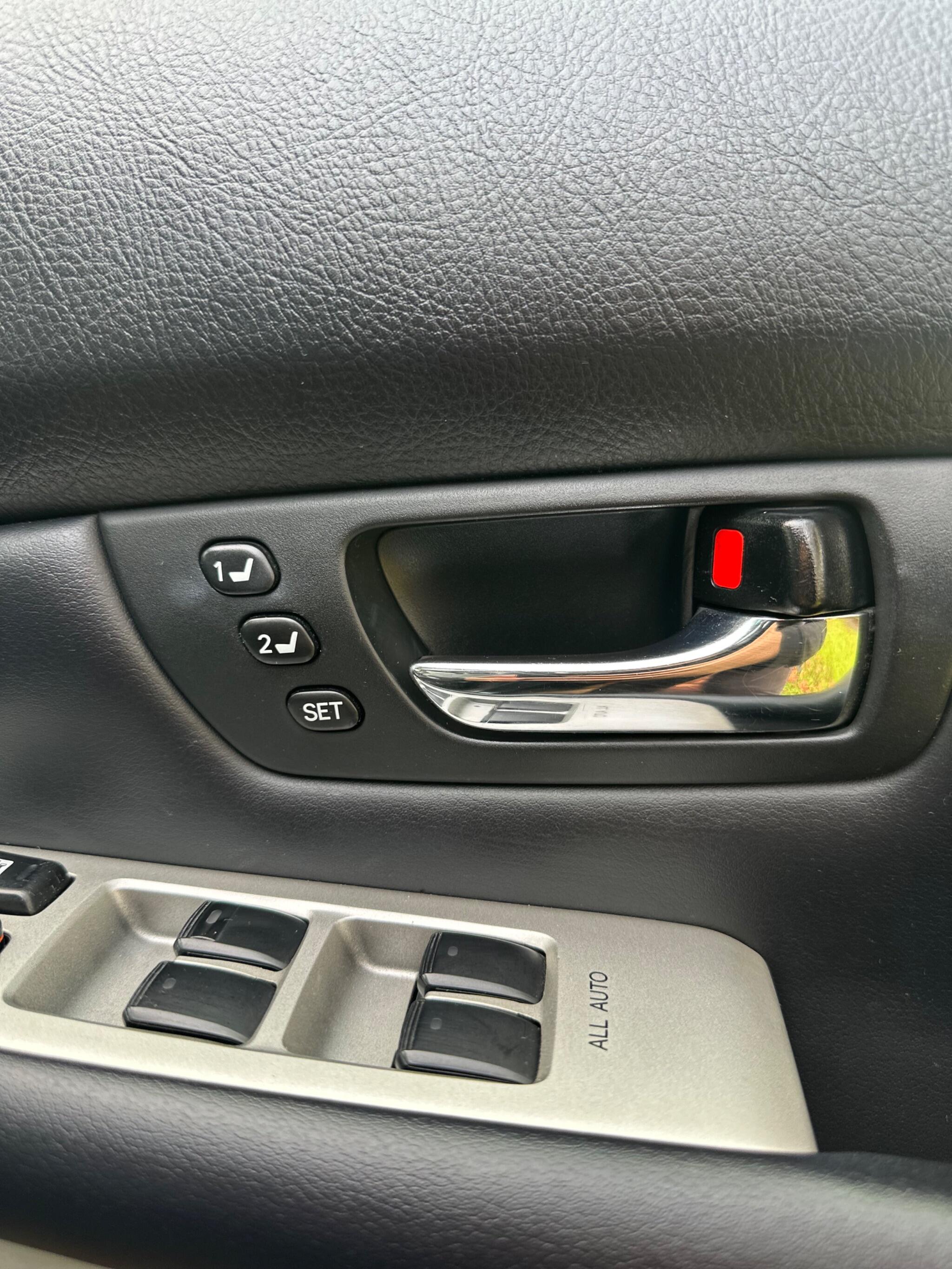 2009 Lexus RX image 33