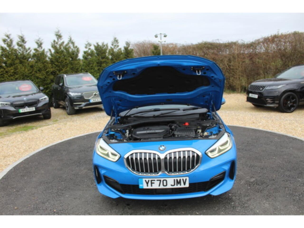 BMW 1 Series view 37