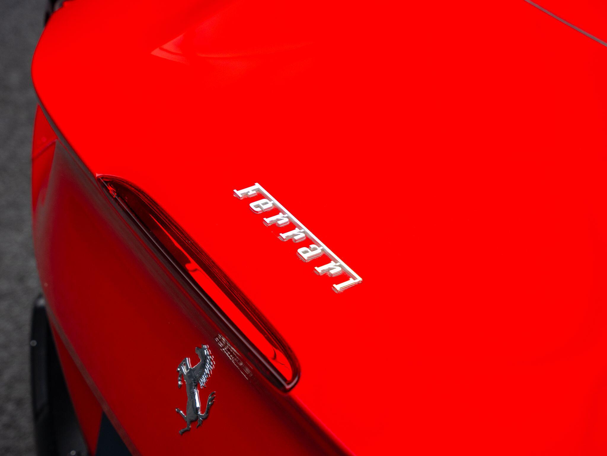 Ferrari Portofino view 29