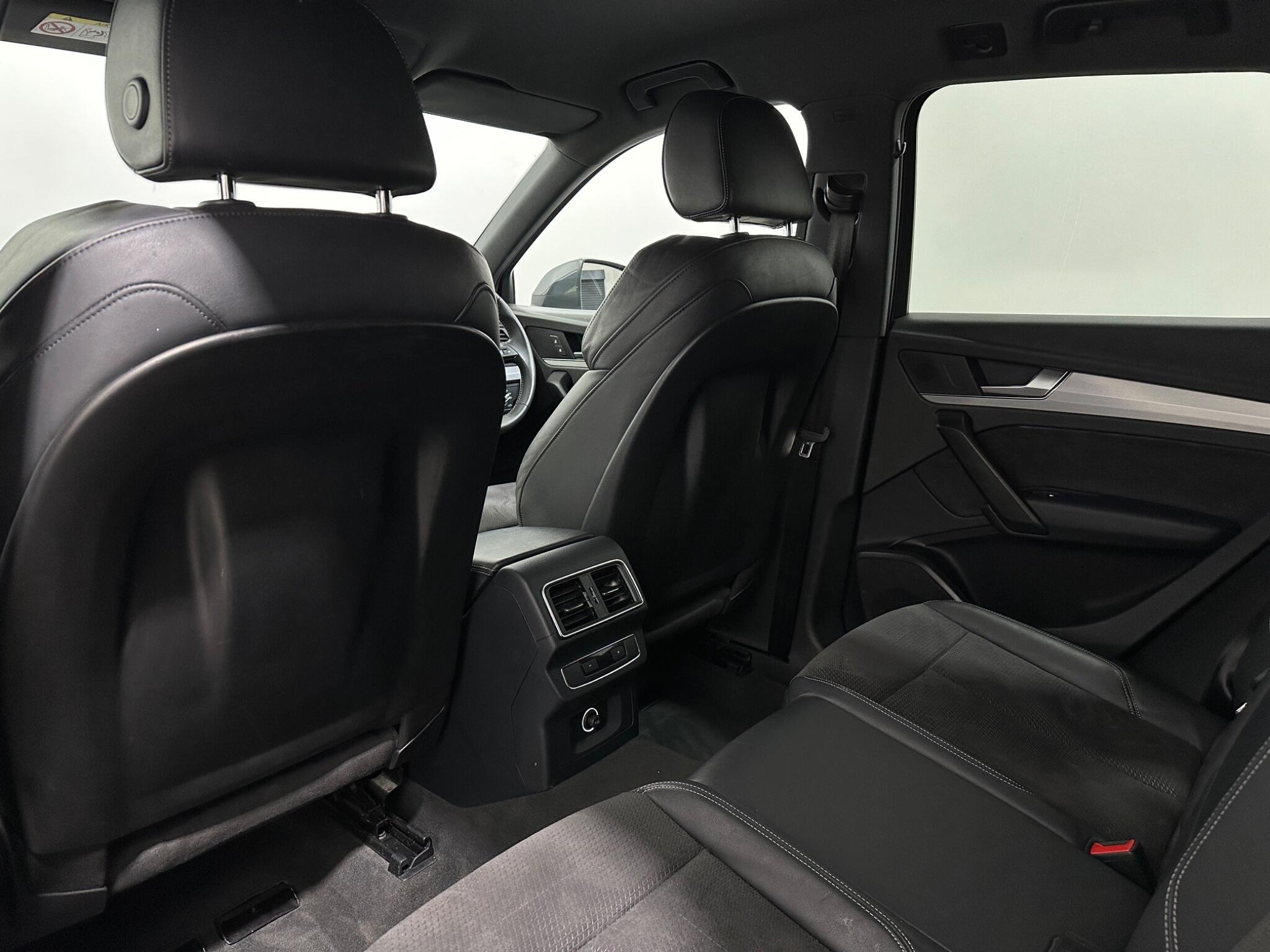 Audi Audi Q5 view 39