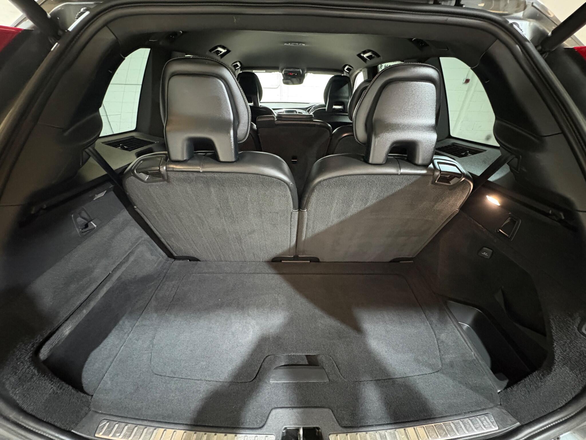 Volvo XC90 view 66