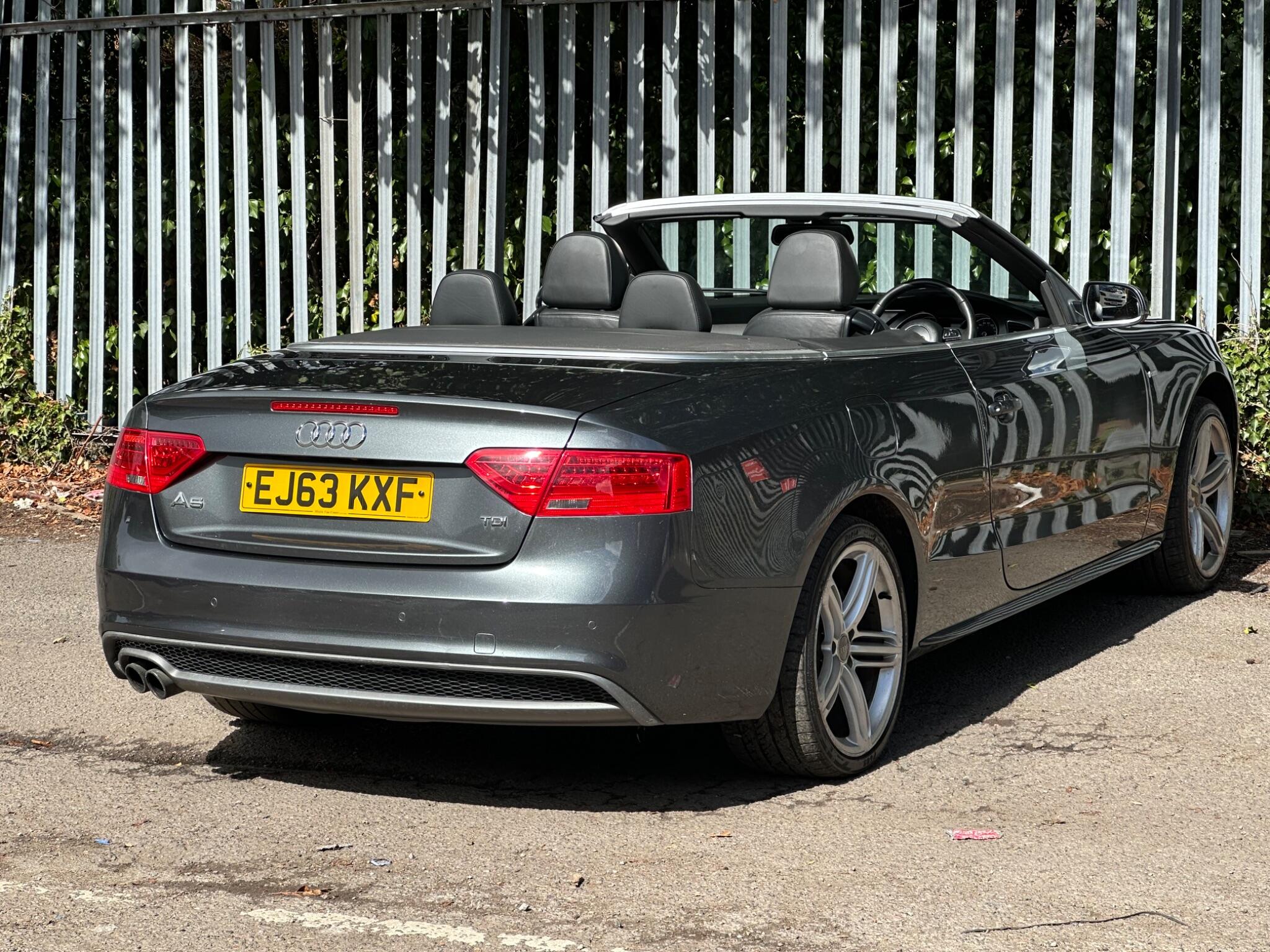 Audi A5 view 4