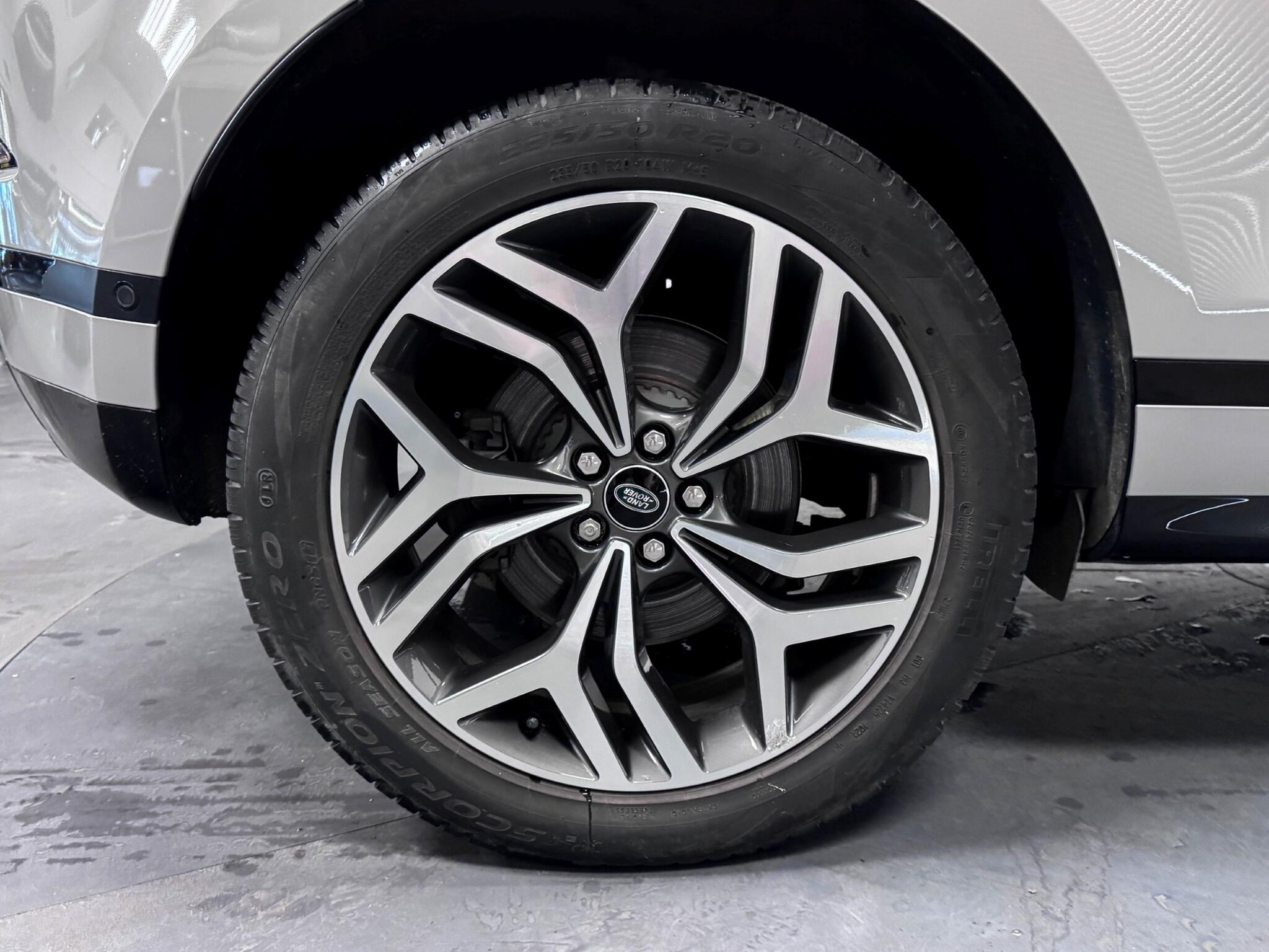 Land Rover Range Rover Evoque view 59