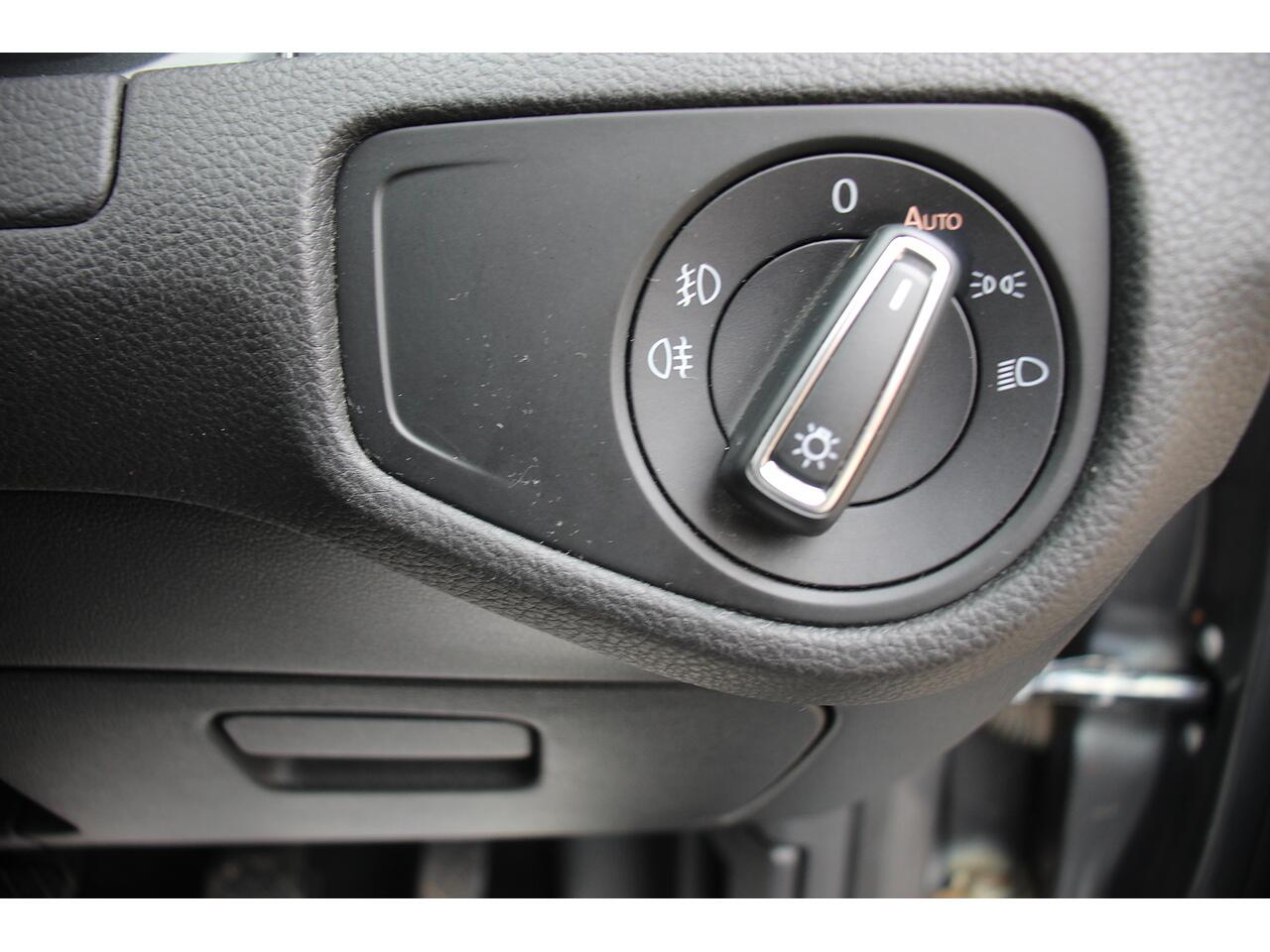 Volkswagen Golf view 36