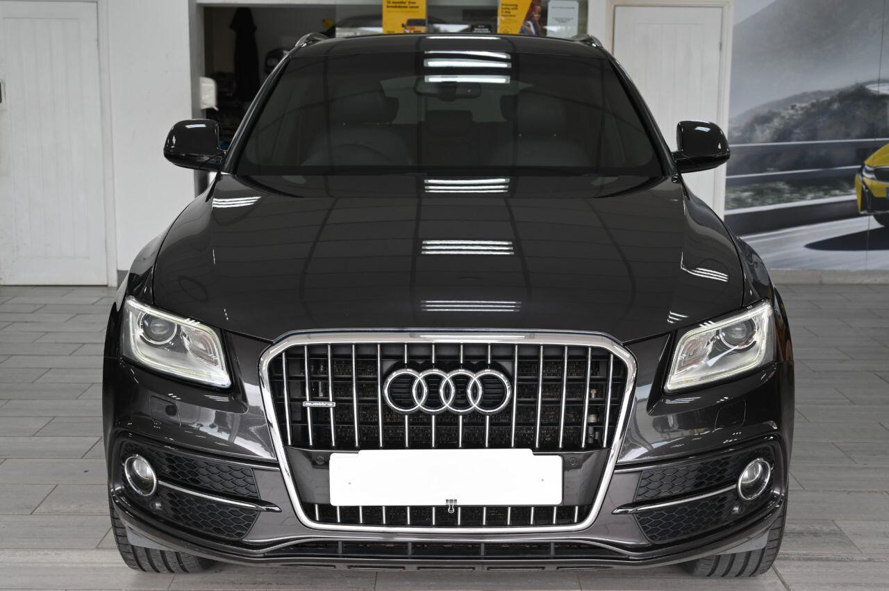 Audi Q5 view 5