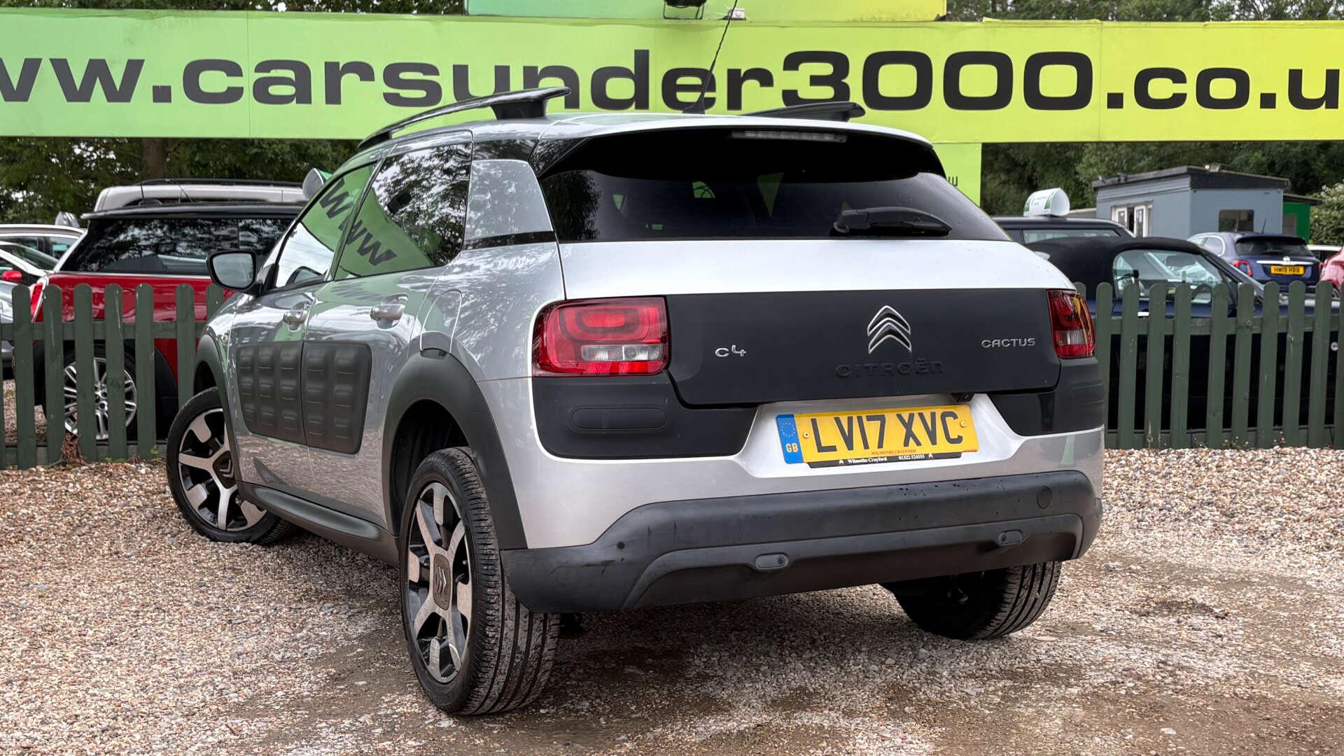 Citroen C4 Cactus view 4