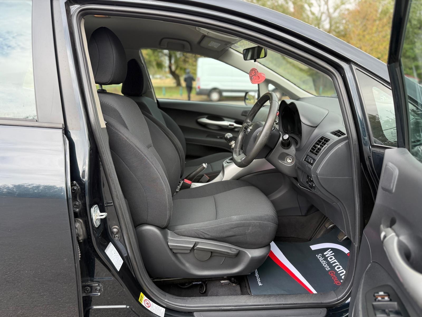Toyota Auris view 30