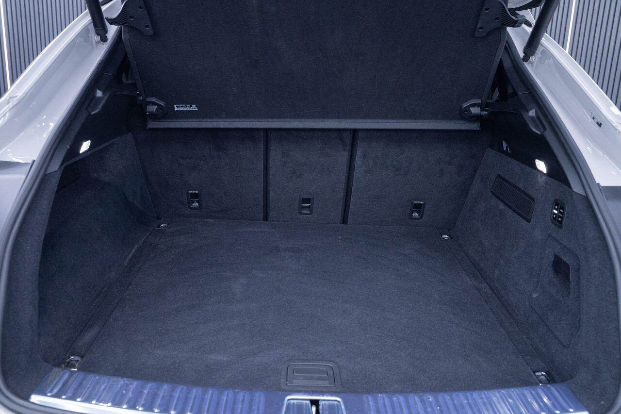 Porsche Cayenne view 45