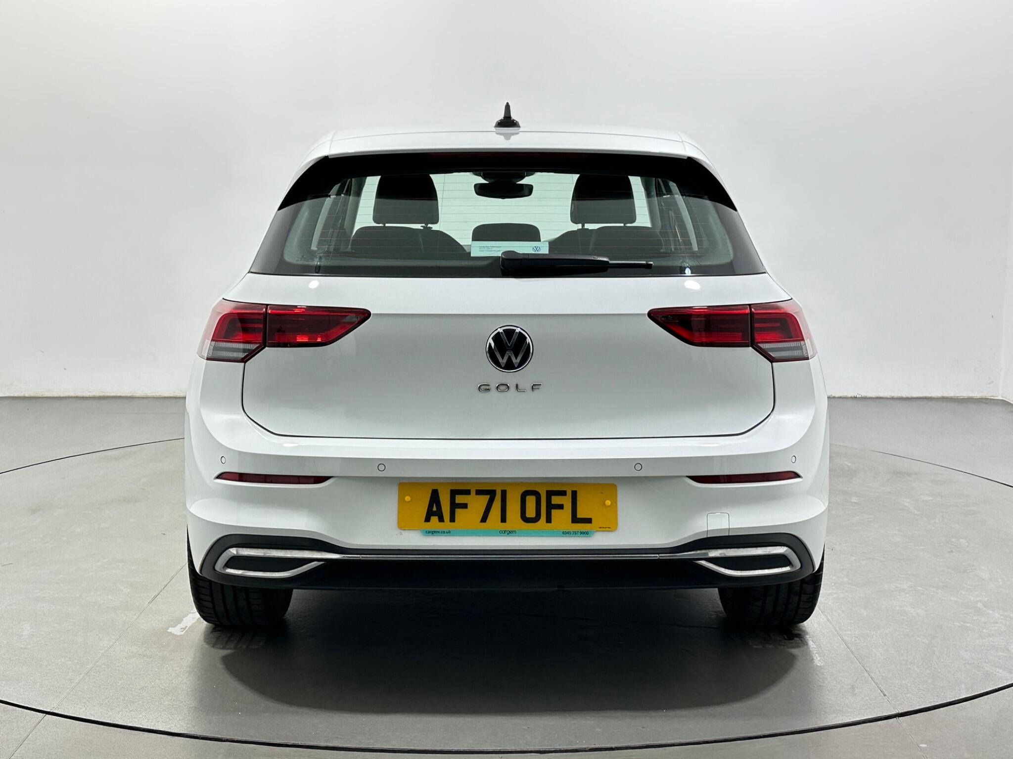Volkswagen Golf view 7
