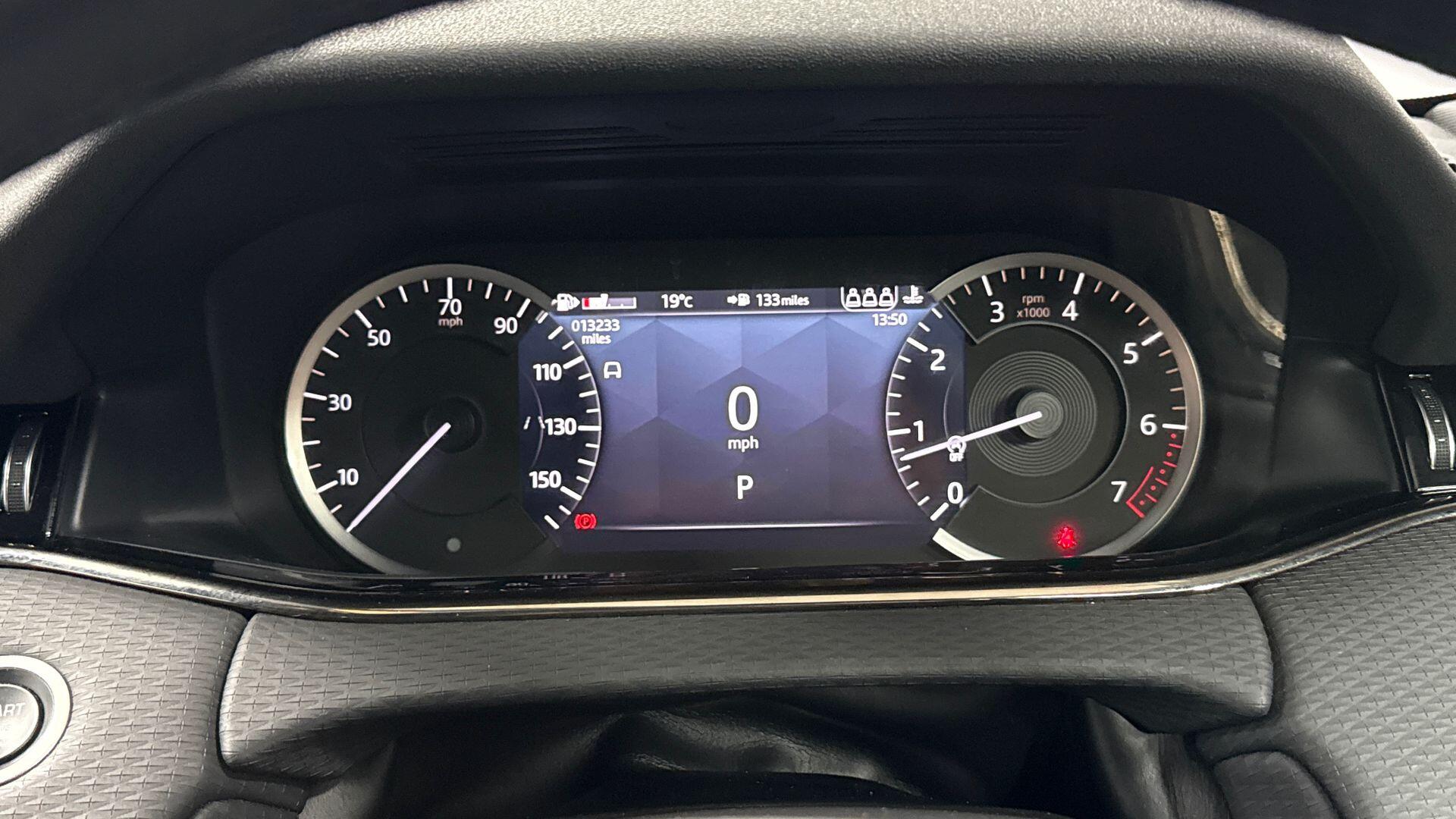 Land Rover Range Rover Evoque view 16
