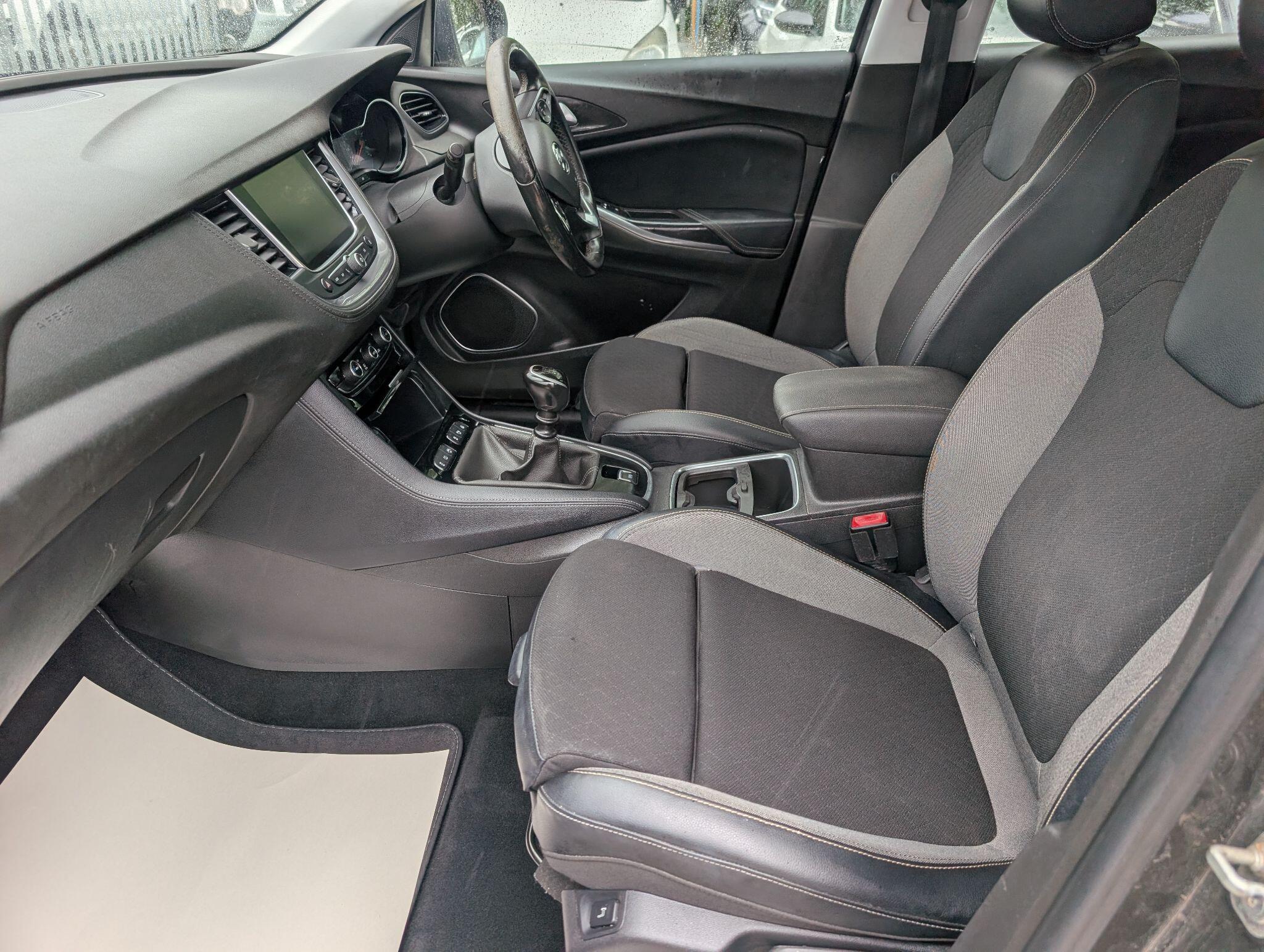 Vauxhall Grandland X view 16