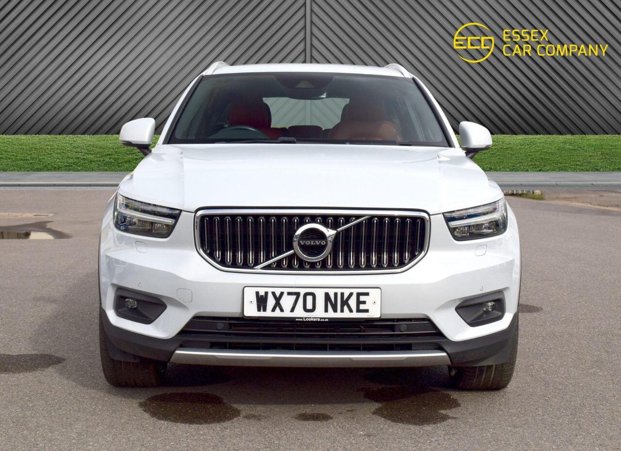 Volvo XC40 view 5