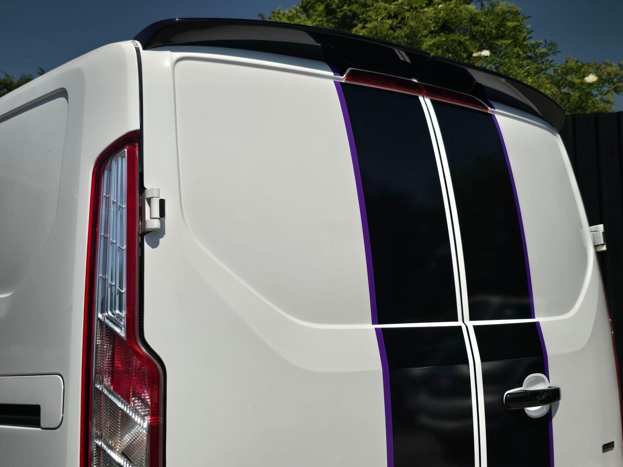 Ford Transit Custom view 57