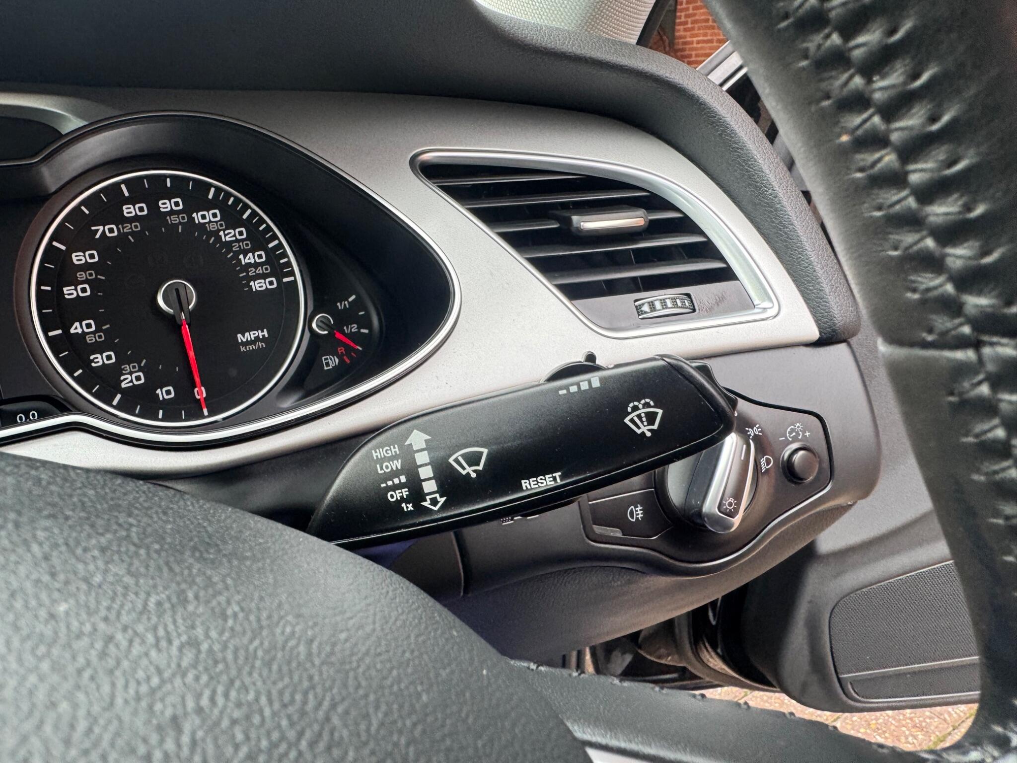 Audi A4 view 16