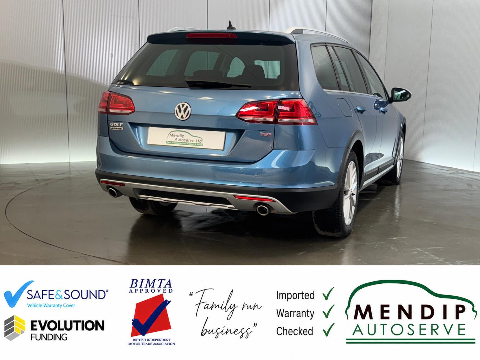 Volkswagen Golf view 21