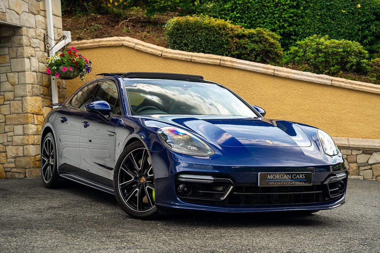 Porsche Panamera view 32