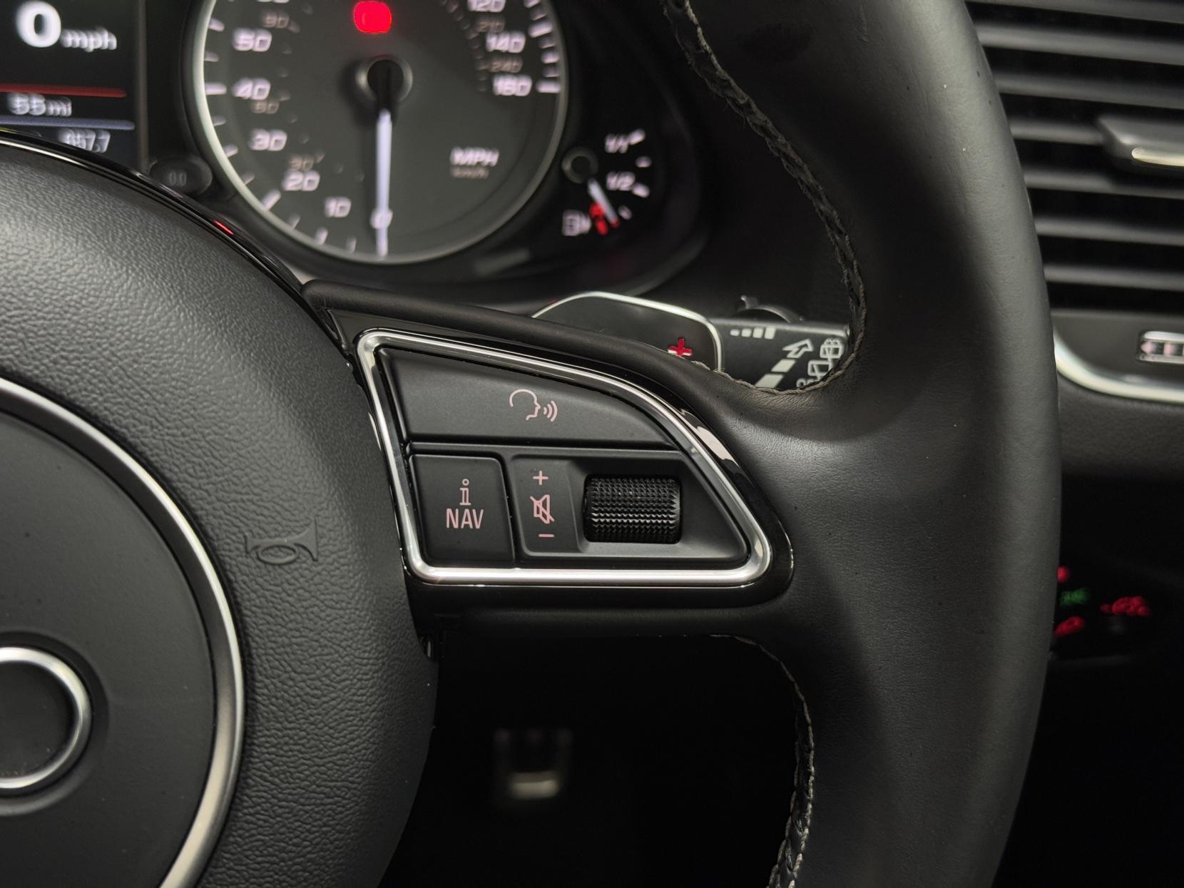 Audi SQ5 view 41