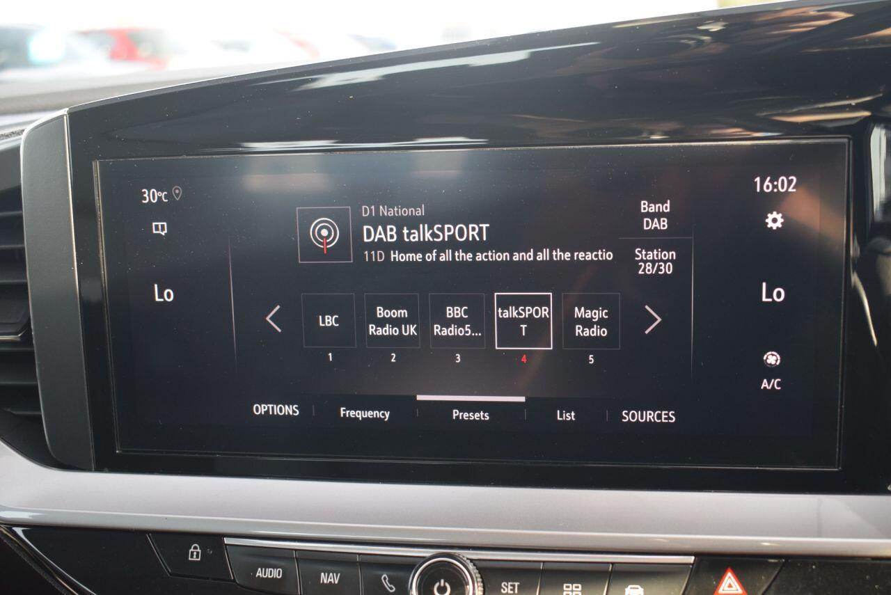 Vauxhall Mokka view 25