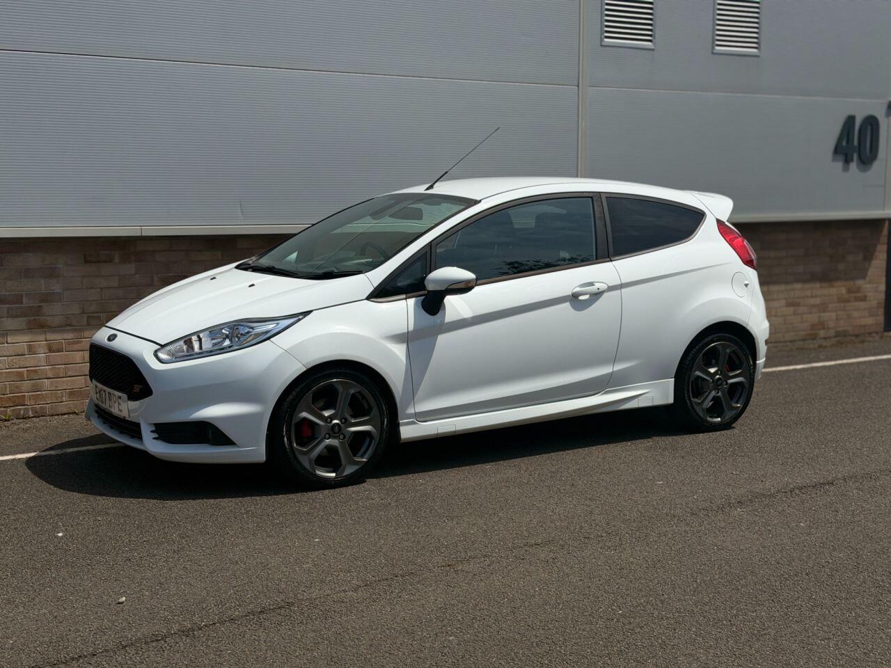 Ford Fiesta view 26