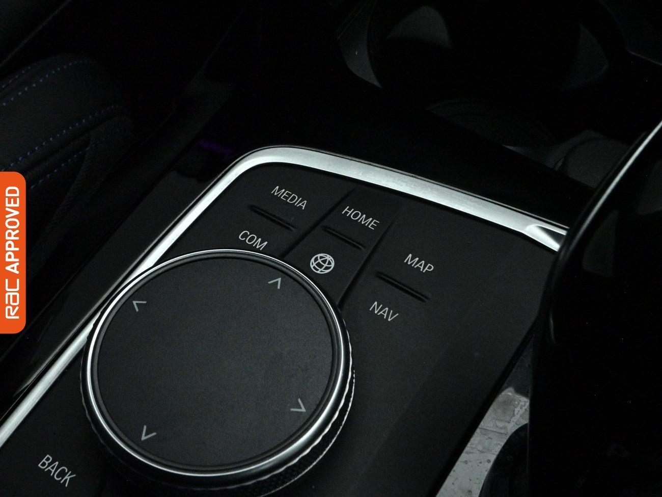 BMW X3 view 19