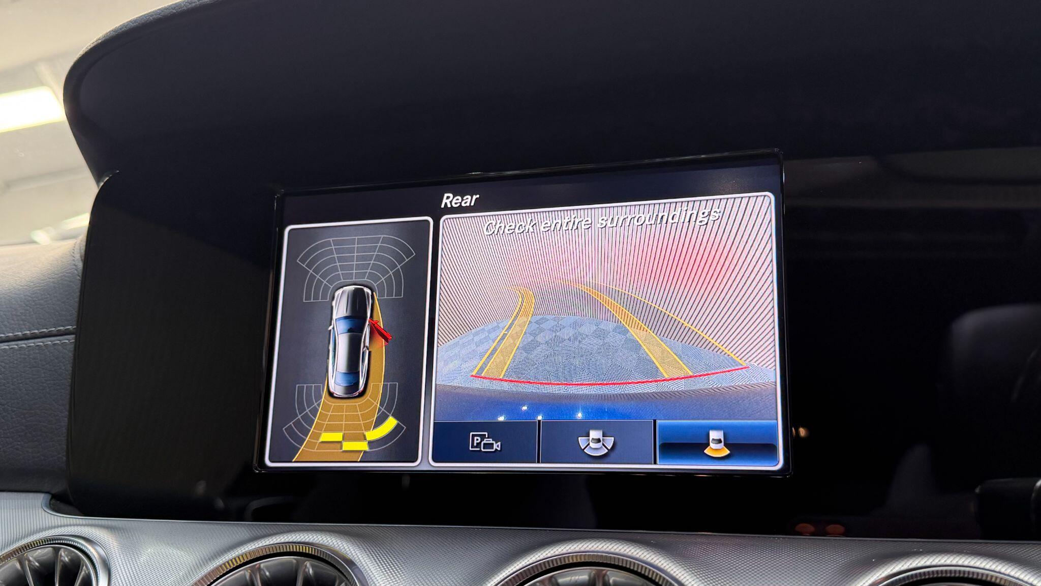 Mercedes-Benz E-Class view 30