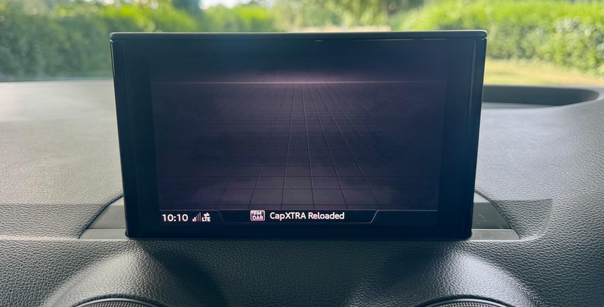 Audi Q2 view 67