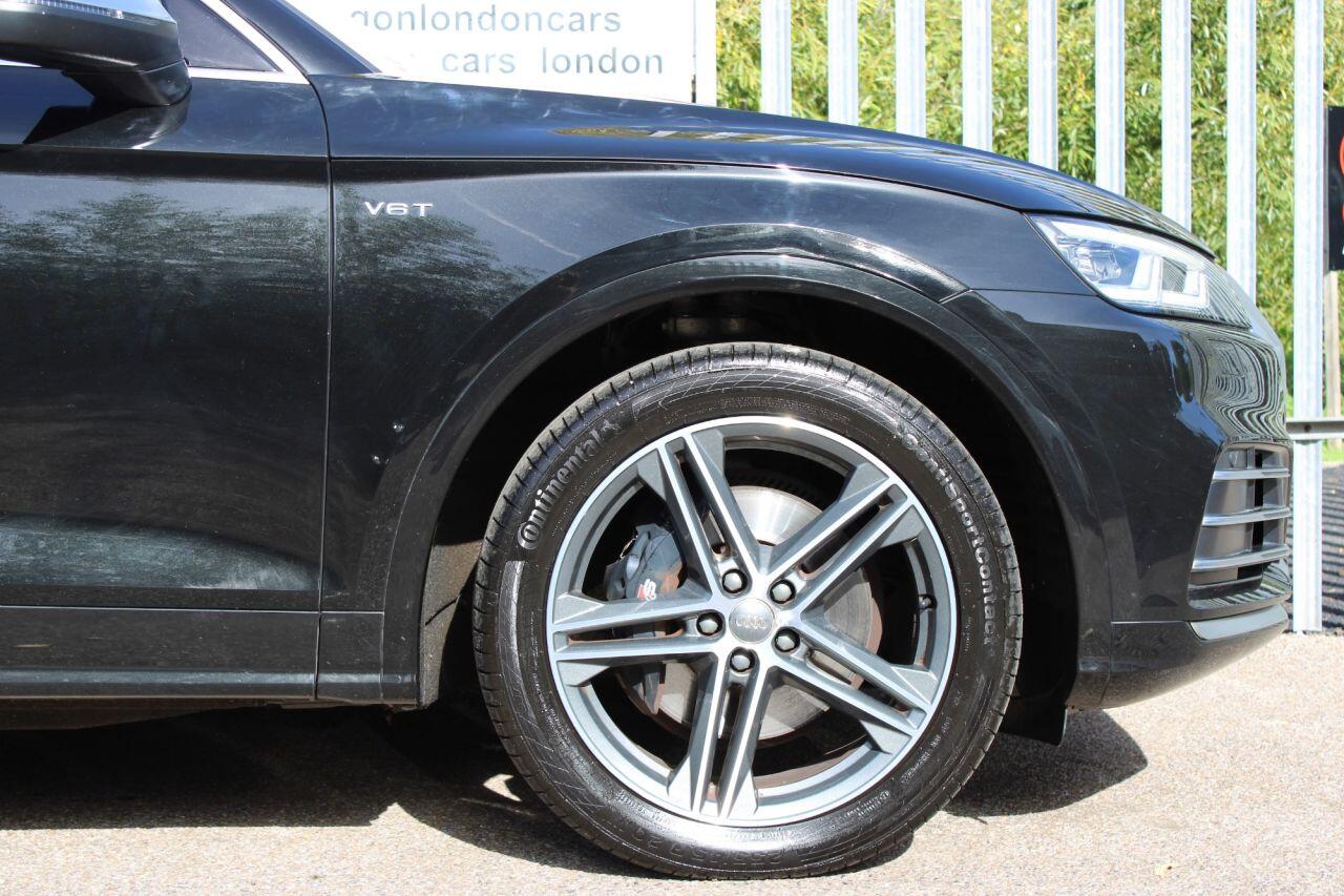 Audi SQ5 view 10