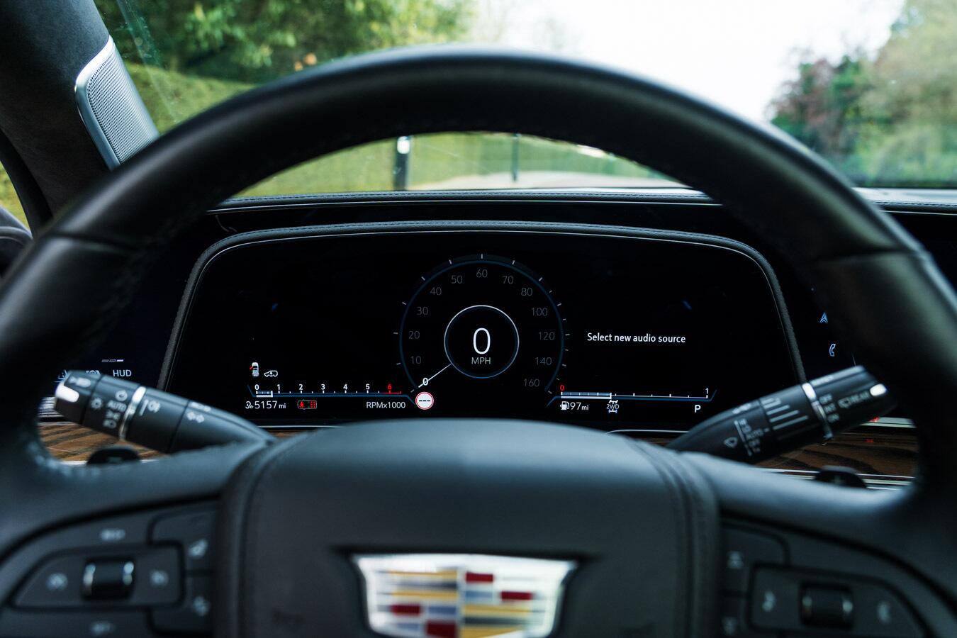 Cadillac Escalade view 34