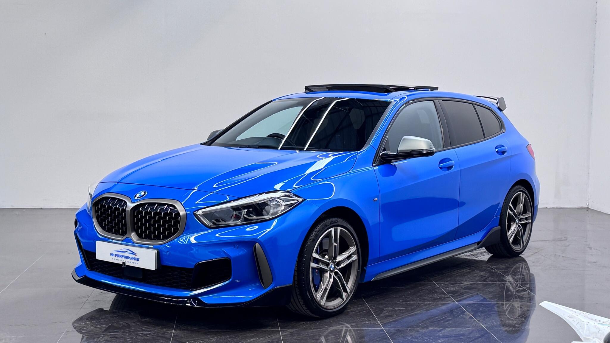 BMW 1 Series view 40