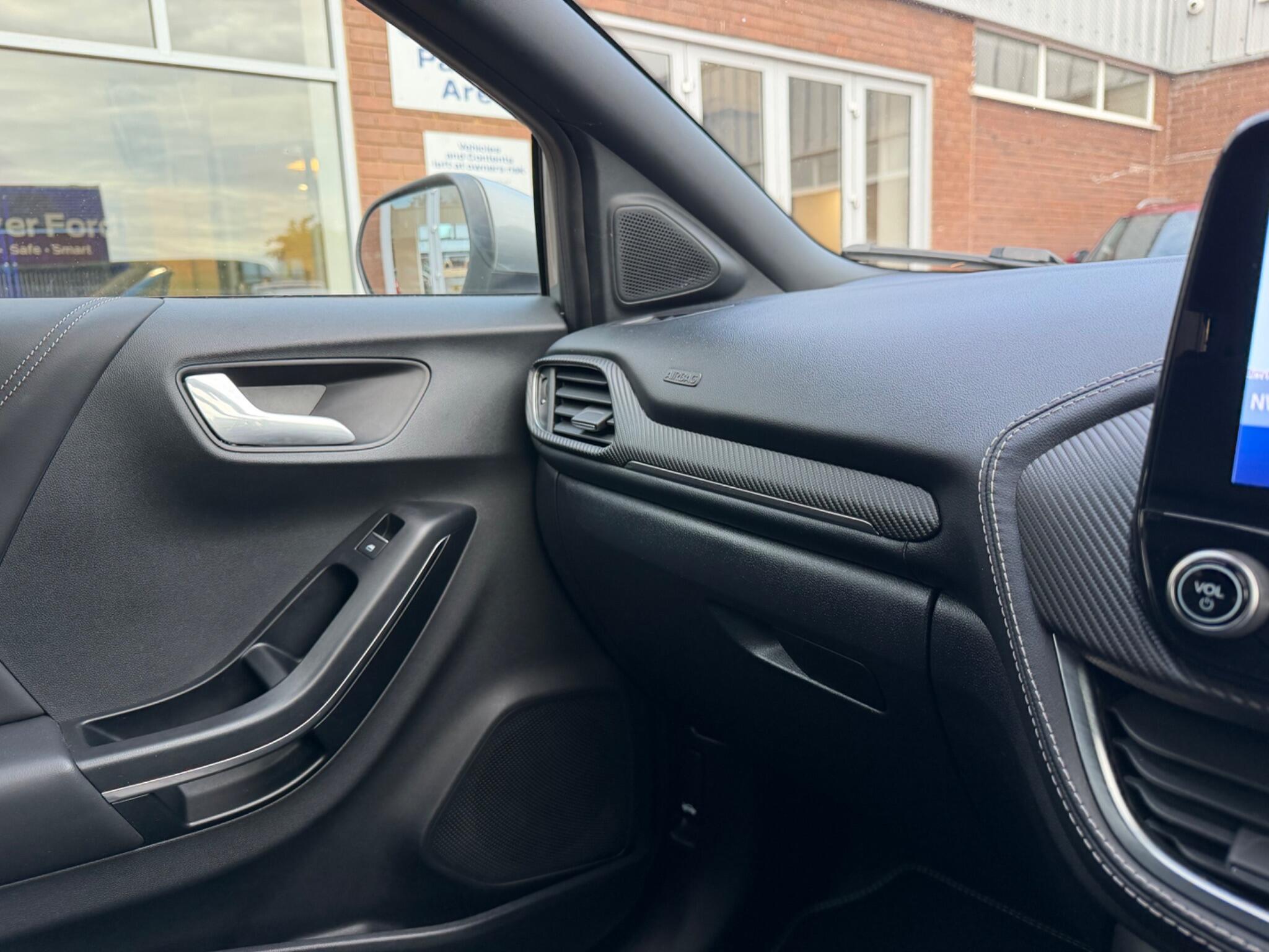 Ford Puma view 79