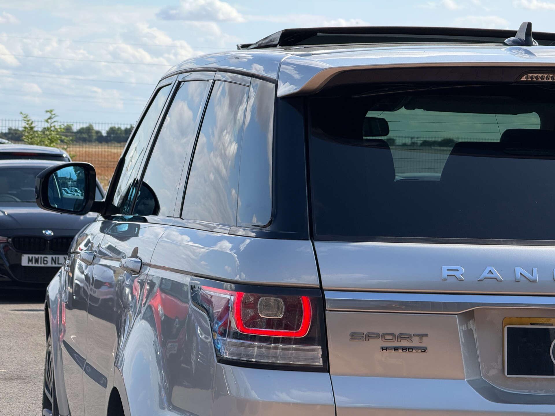 Land Rover Range Rover Sport view 25