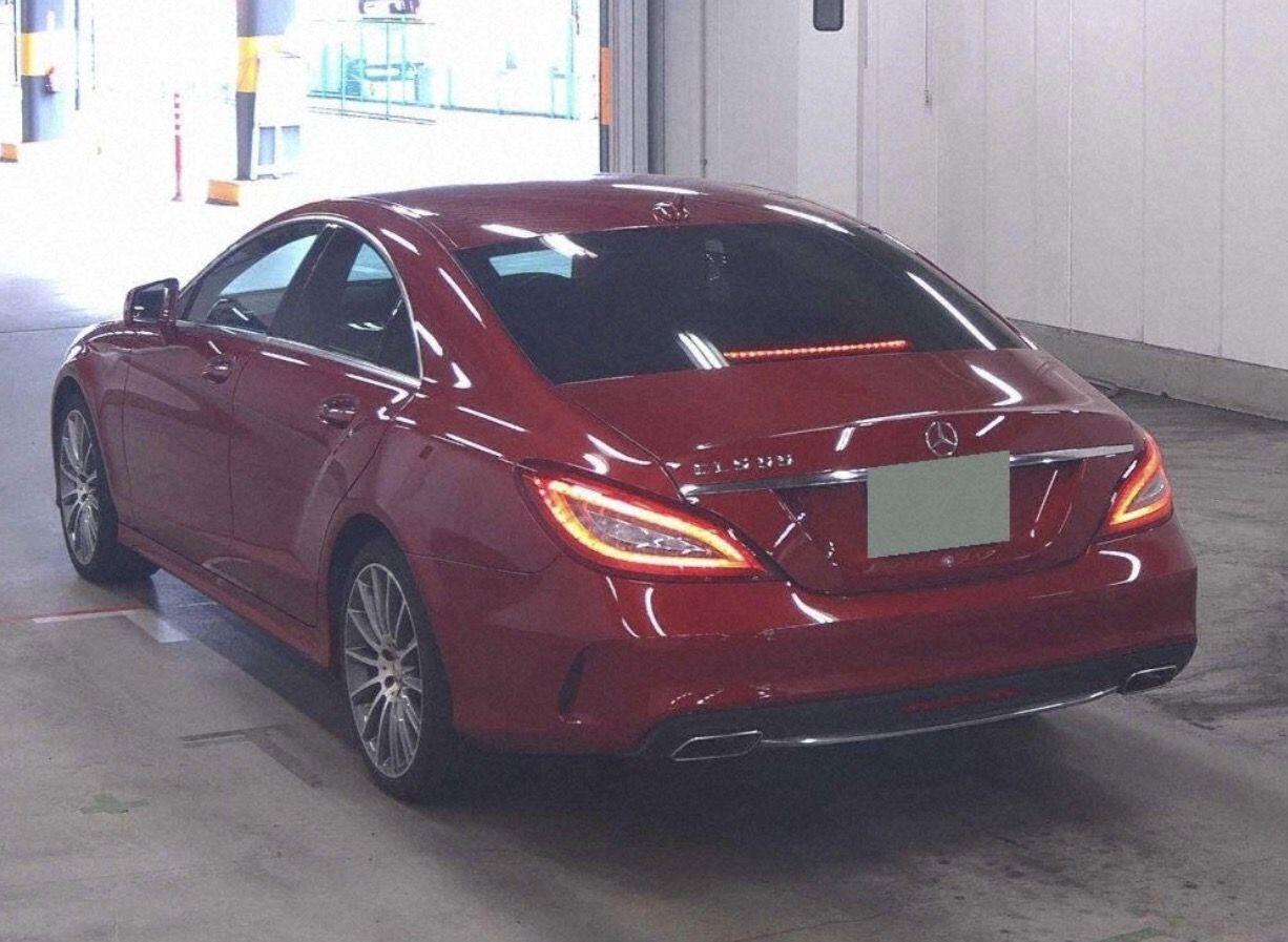 Mercedes-Benz CLS view 3