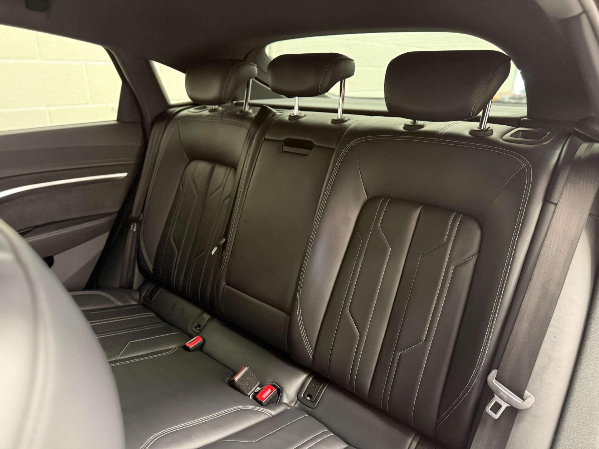 Audi E-Tron view 18