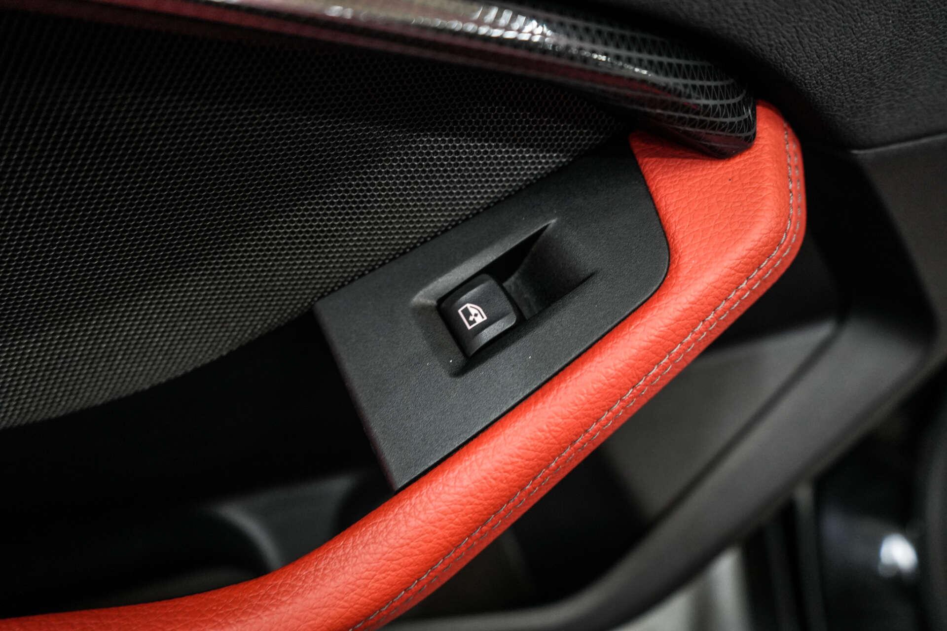 BMW 1 Series view 17