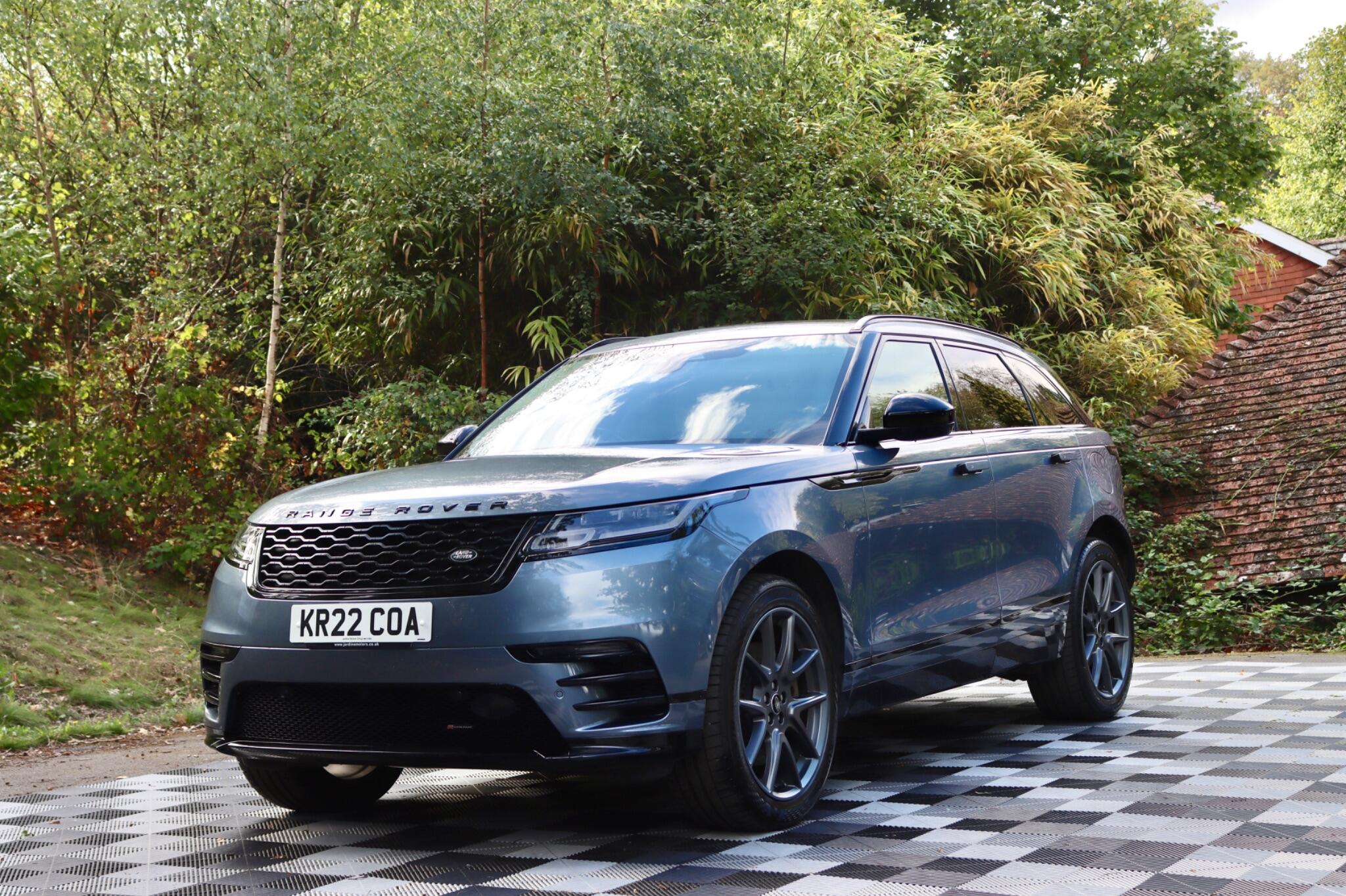 Land Rover Range Rover Velar view 29
