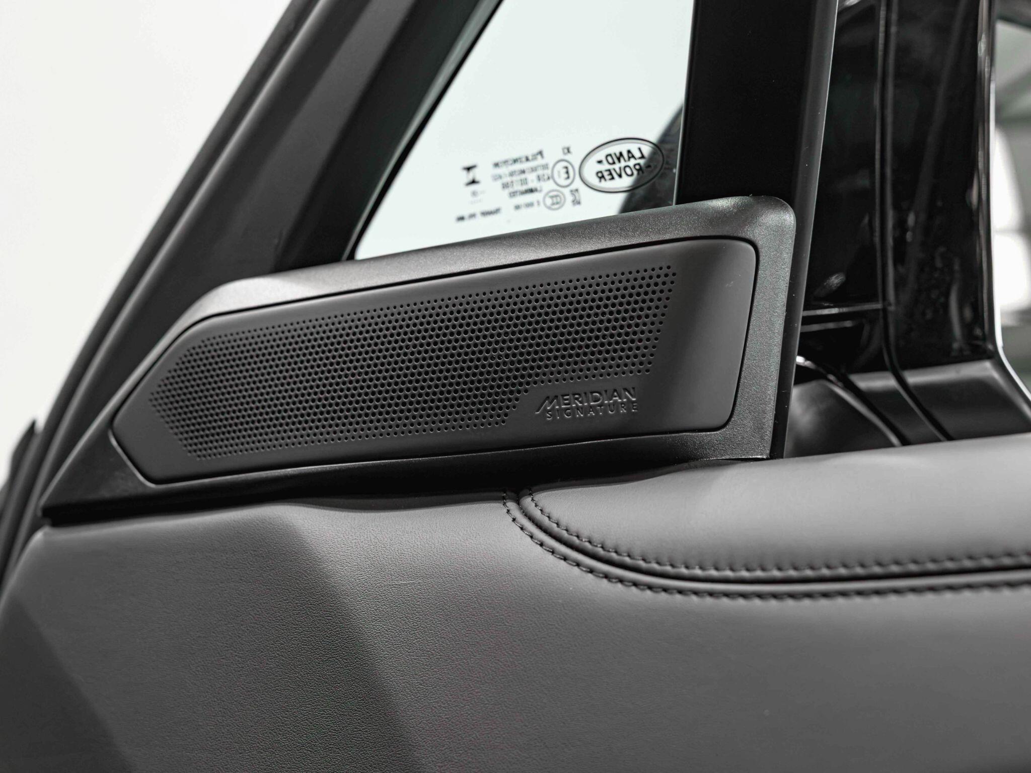 Land Rover Range Rover view 29