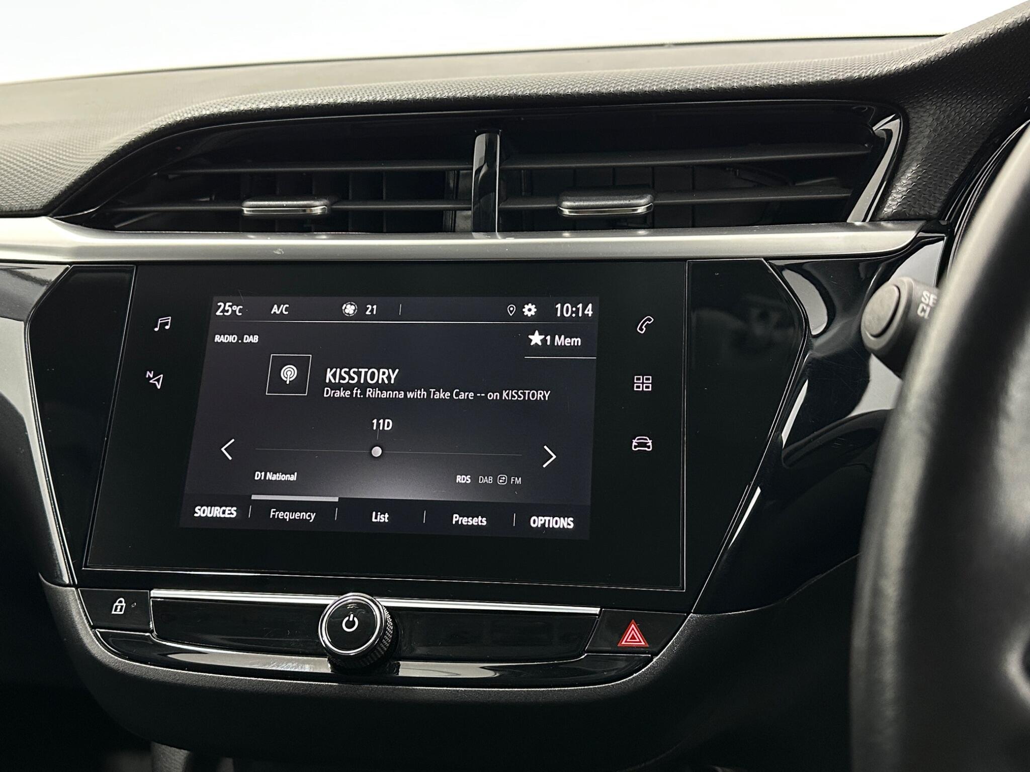 Vauxhall Corsa view 25
