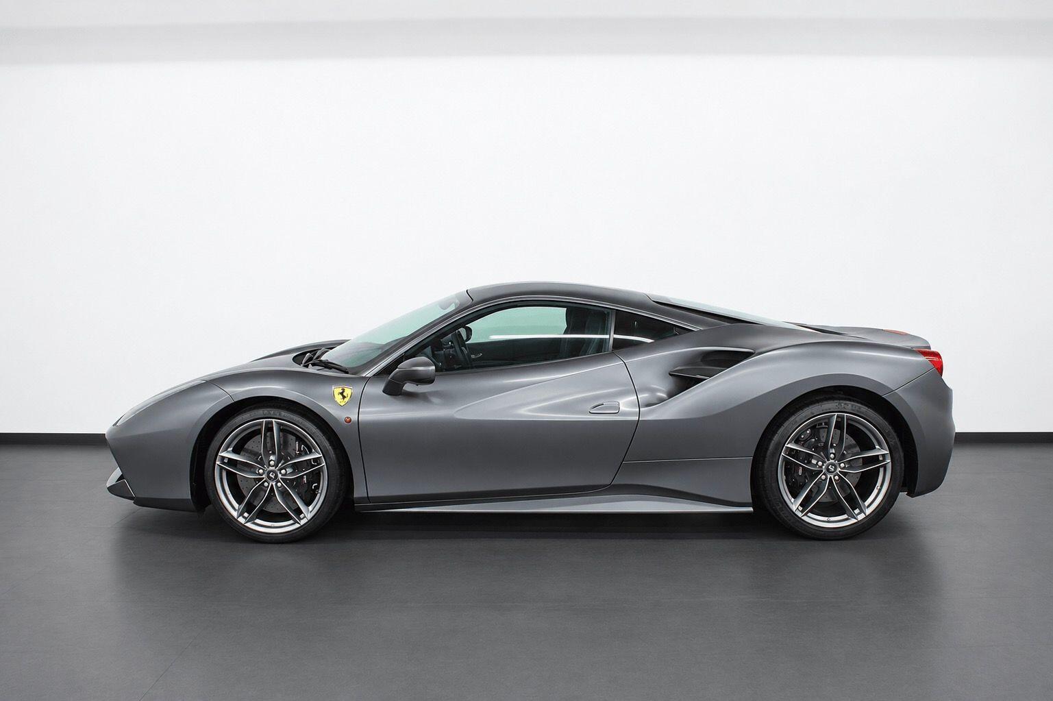 Ferrari 488 view 7