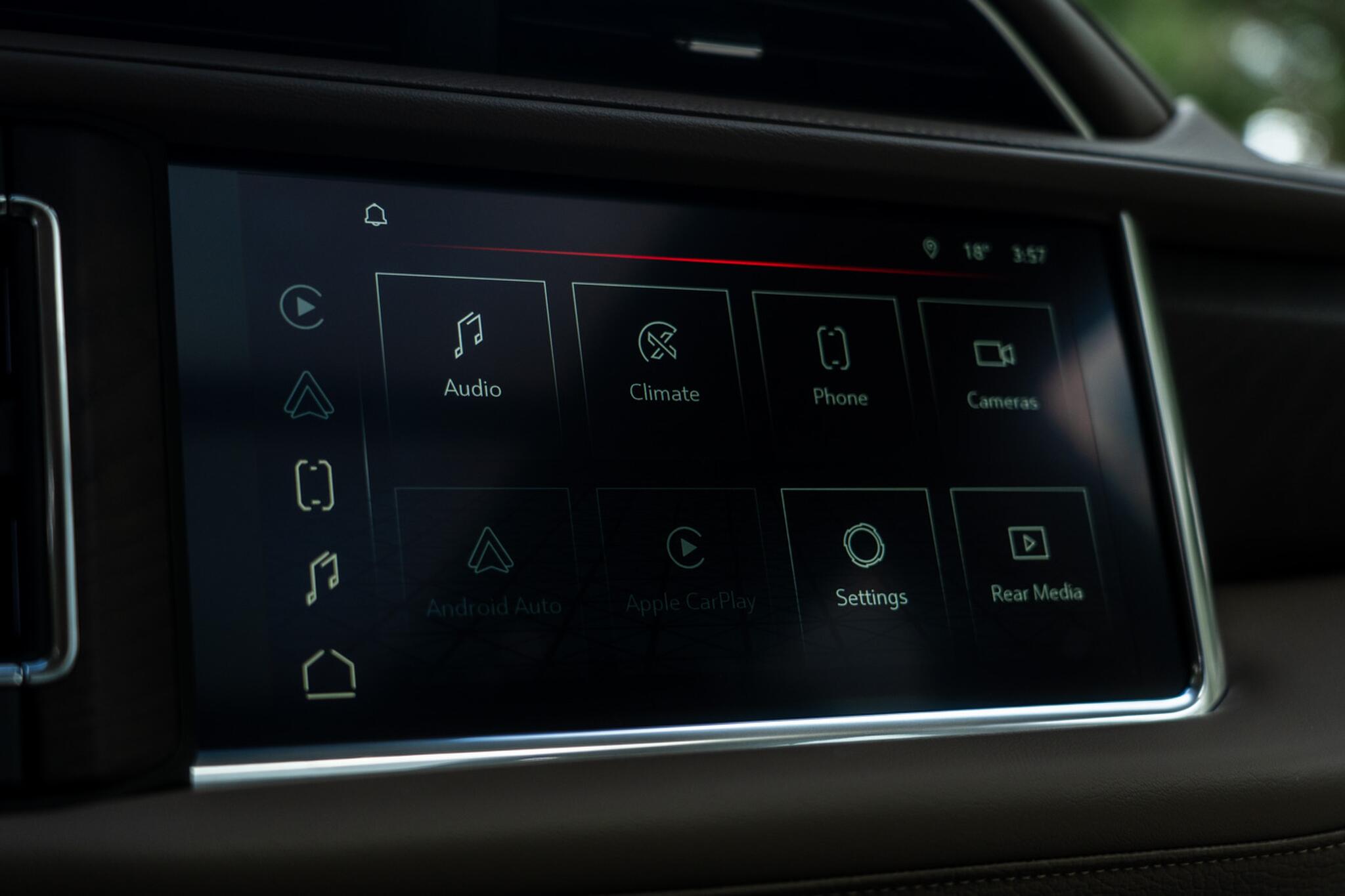 GMC Yukon view 32