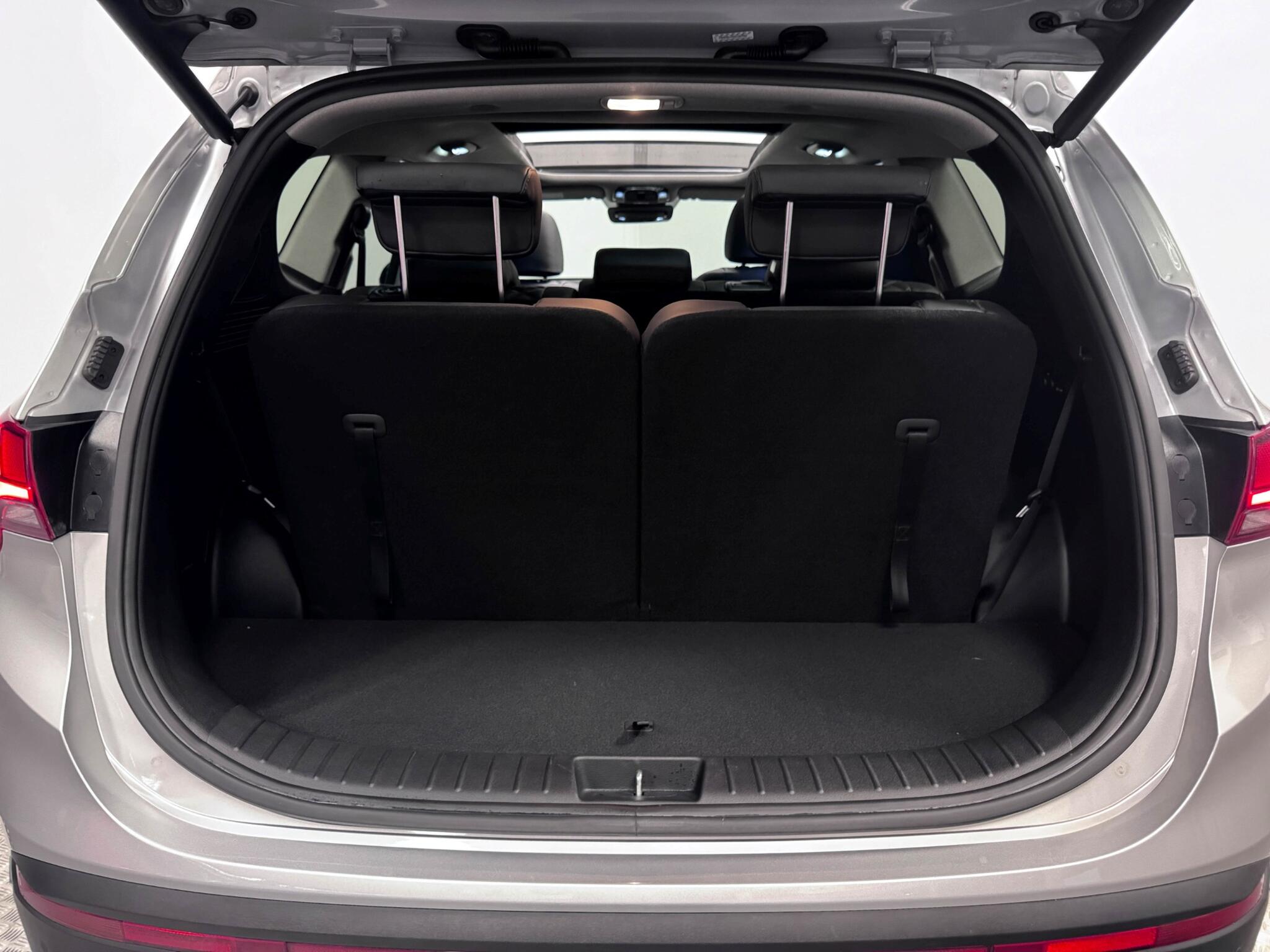 Hyundai Santa Fe view 13