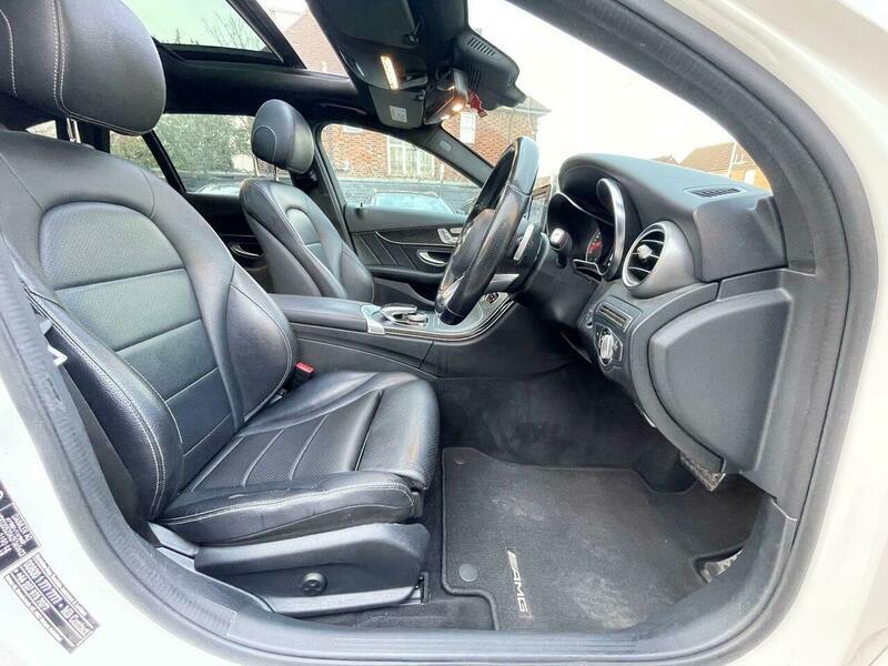 2016 Mercedes-Benz C Class image 31