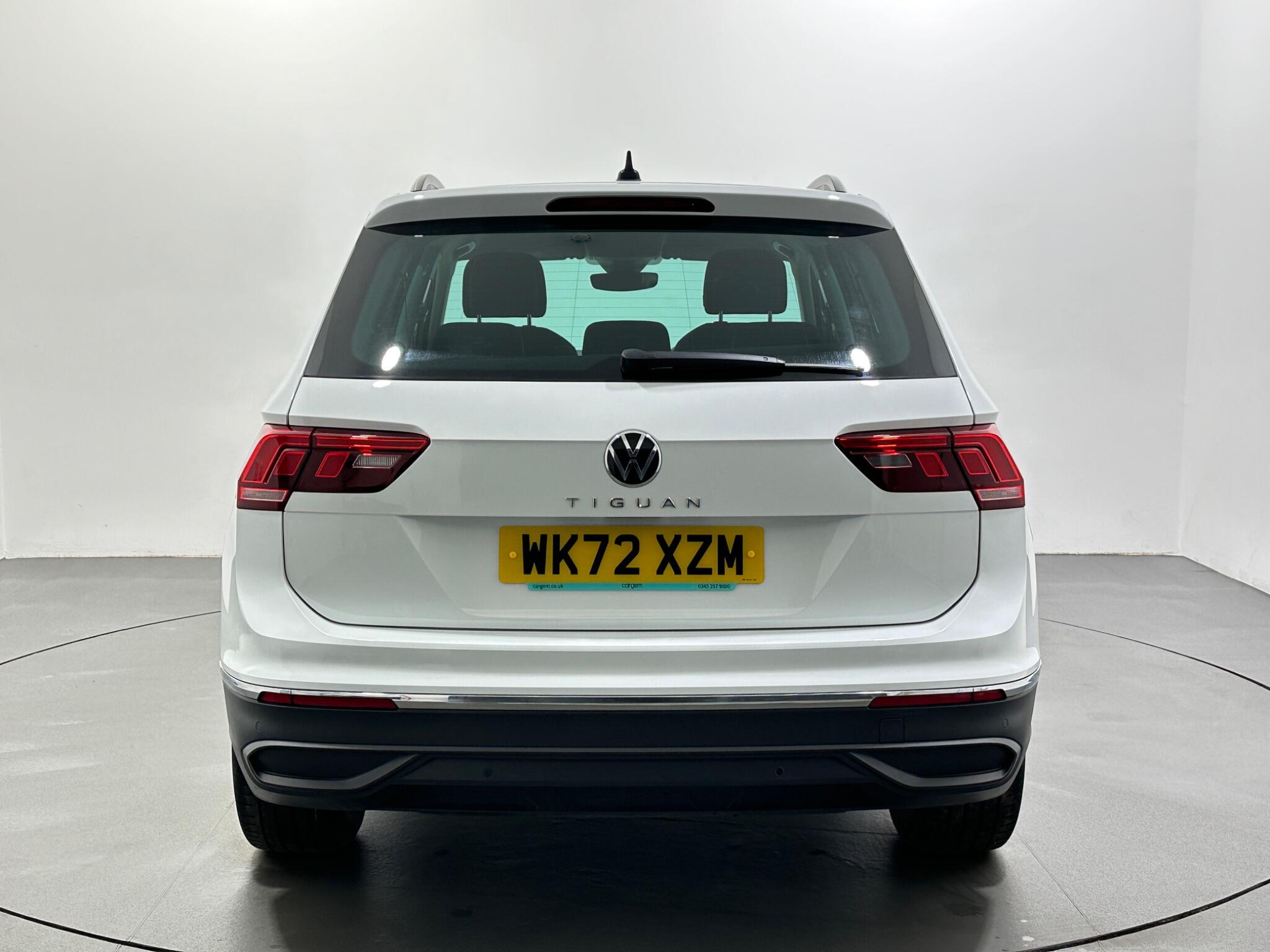 Volkswagen Tiguan view 7