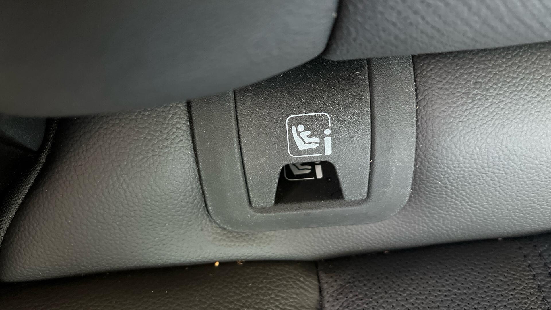 Land Rover Range Rover Evoque view 71