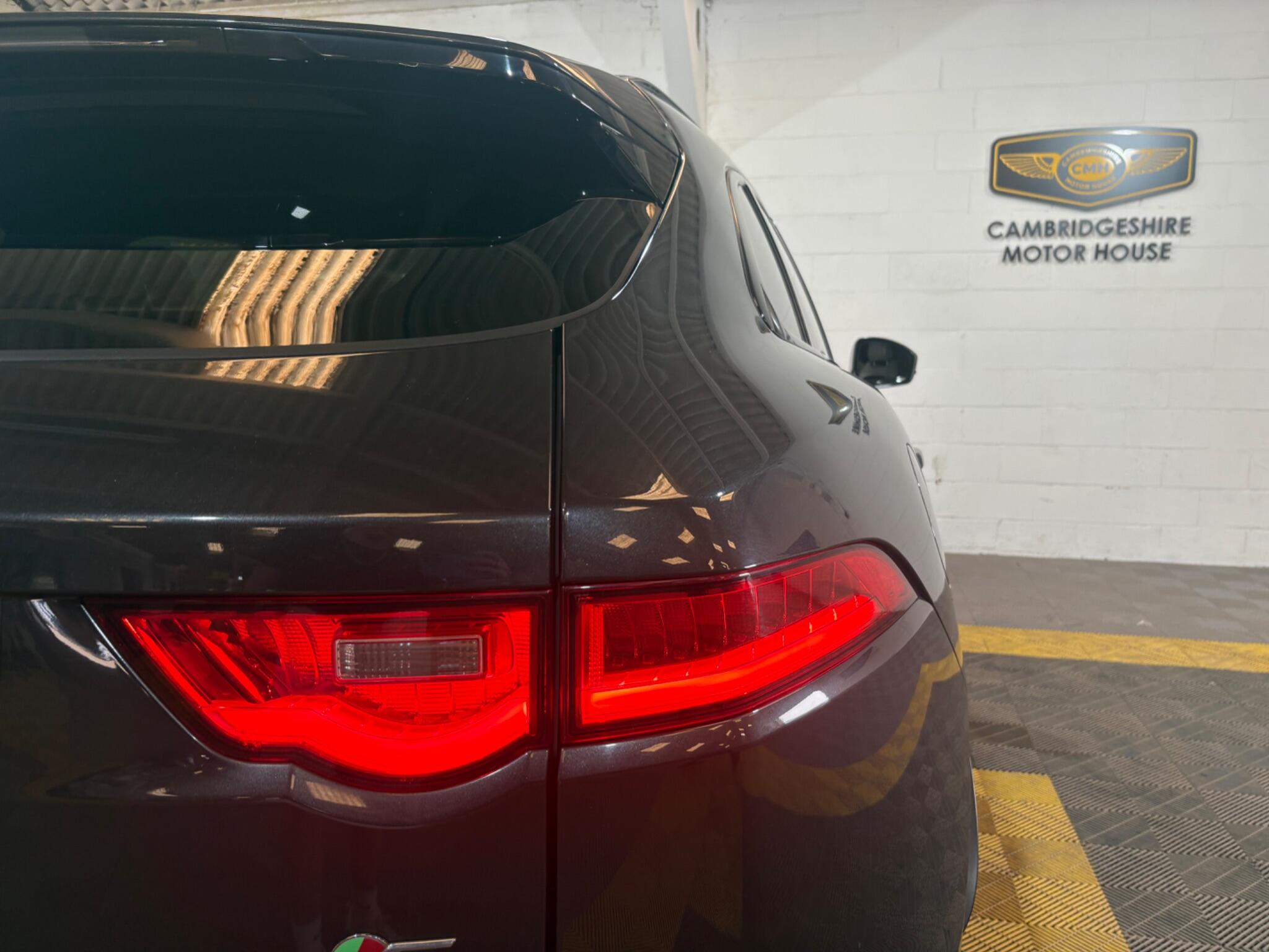 Jaguar F-Pace view 61
