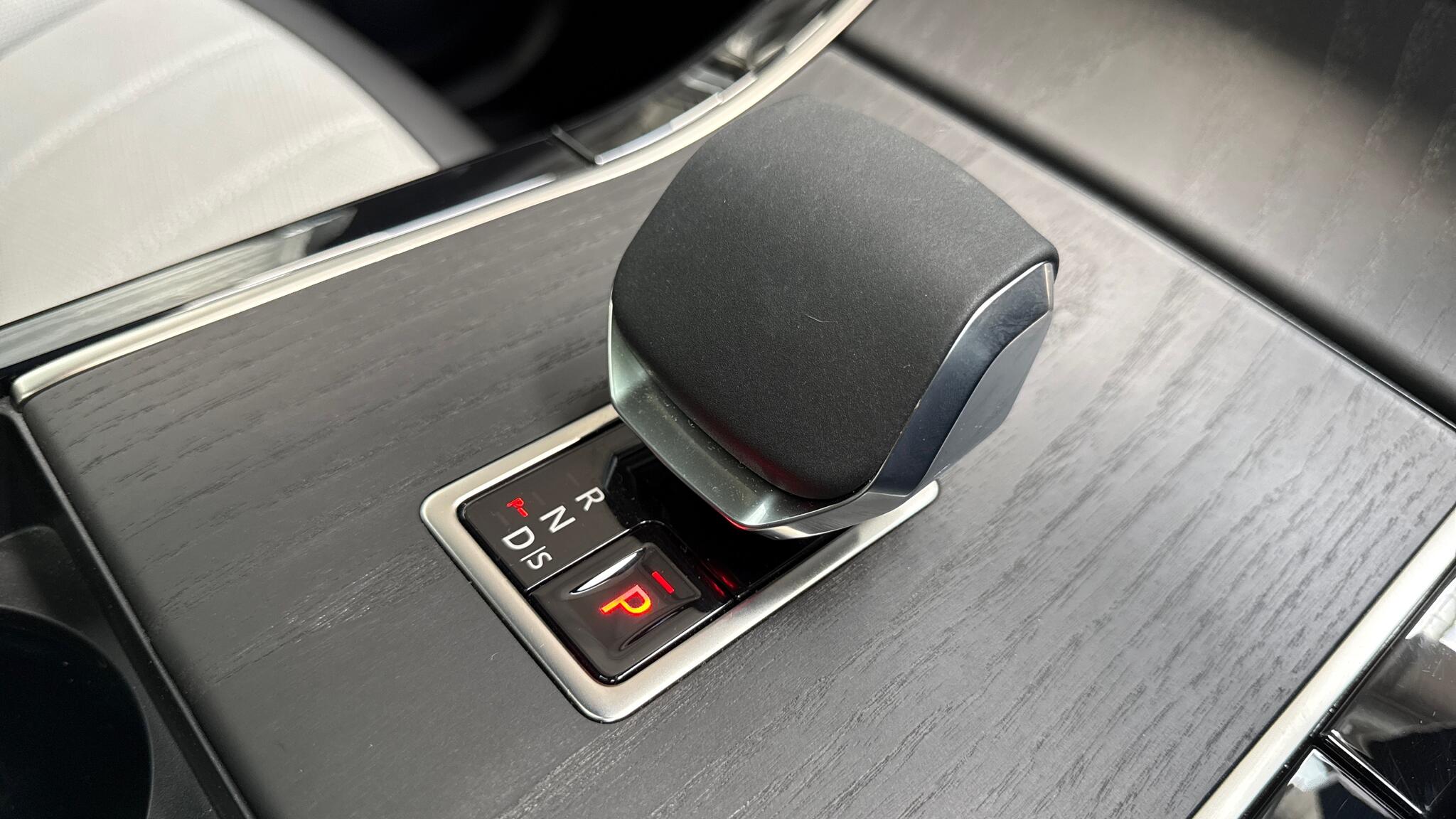 Land Rover Range Rover Evoque view 13