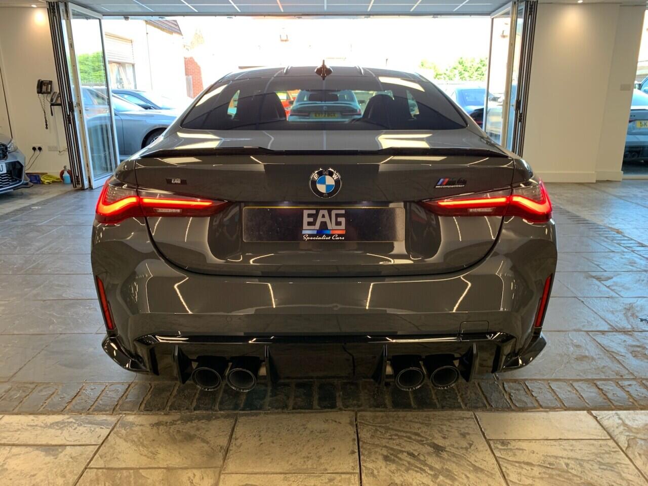 BMW M4 view 17